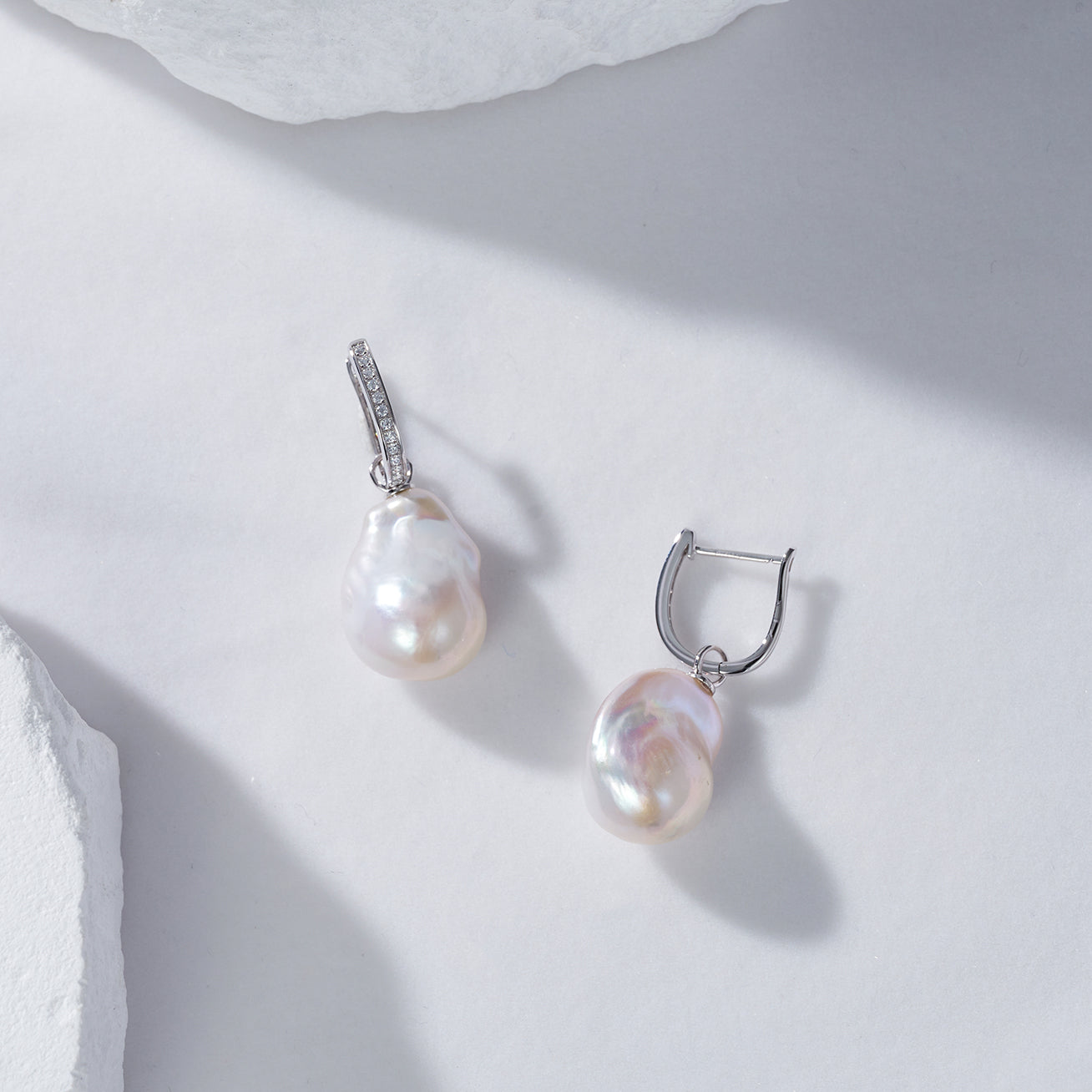 18K Gold Baroque Pearl Earrings for Women - Elegant Vintage Style Pearl Jewelry Gift for Wedding, Party & Special Occasions