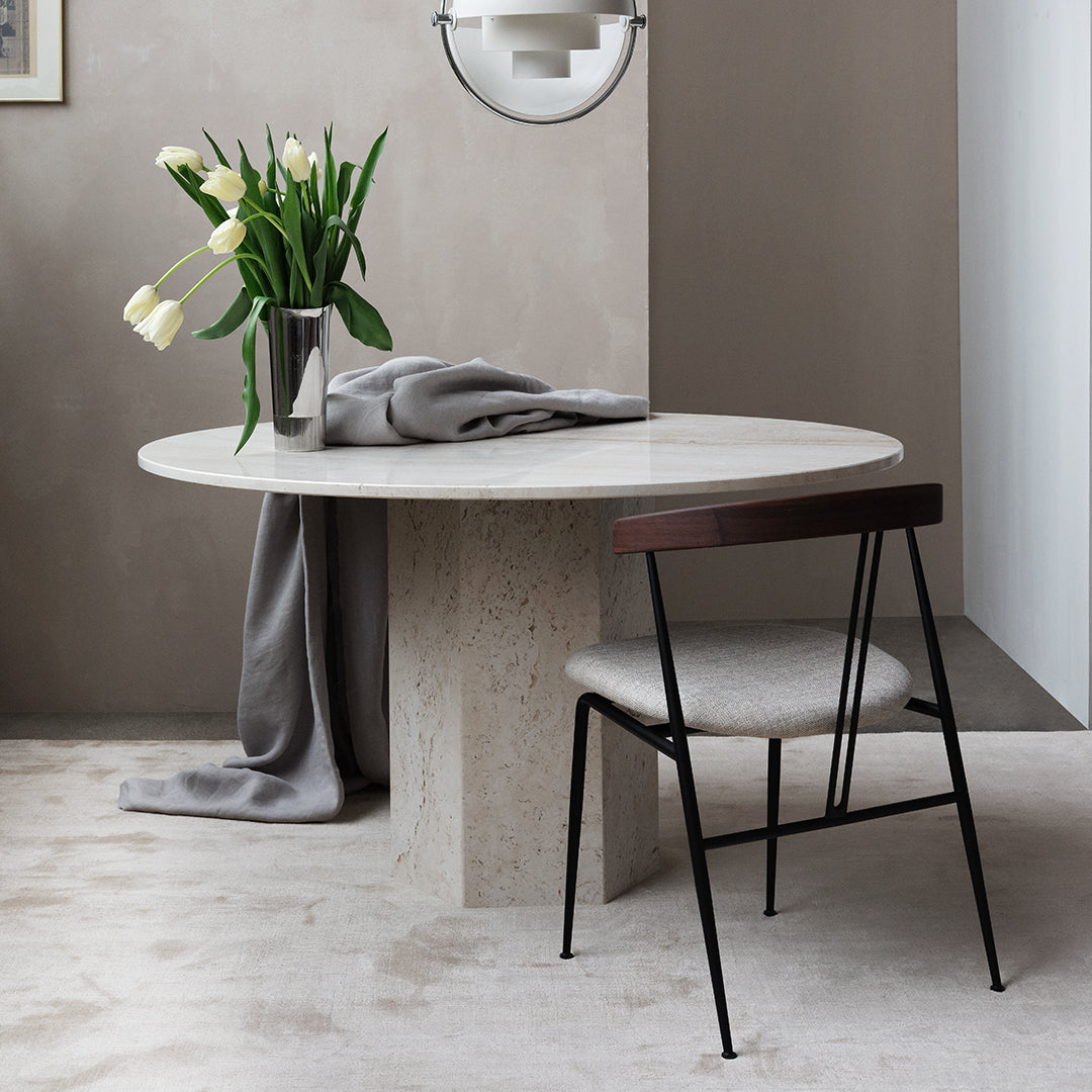 Stylish Modern Wooden Dining Table for 6 - Elegant Home Furniture for Dining Room, Kitchen & Entertaining - Perfect for Family Gatherings & Dinner Parties