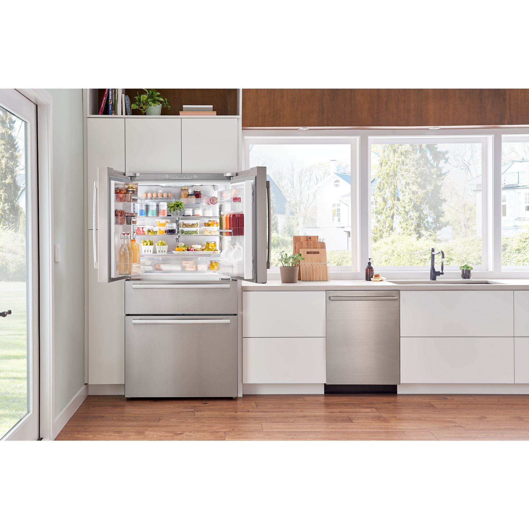 Bosch 36 Inch French Door Refrigerator (B36CL80SNS) - Stainless Steel, Energy Star Certified, Counter Depth - Perfect for Modern Kitchens & Open Floor Plans