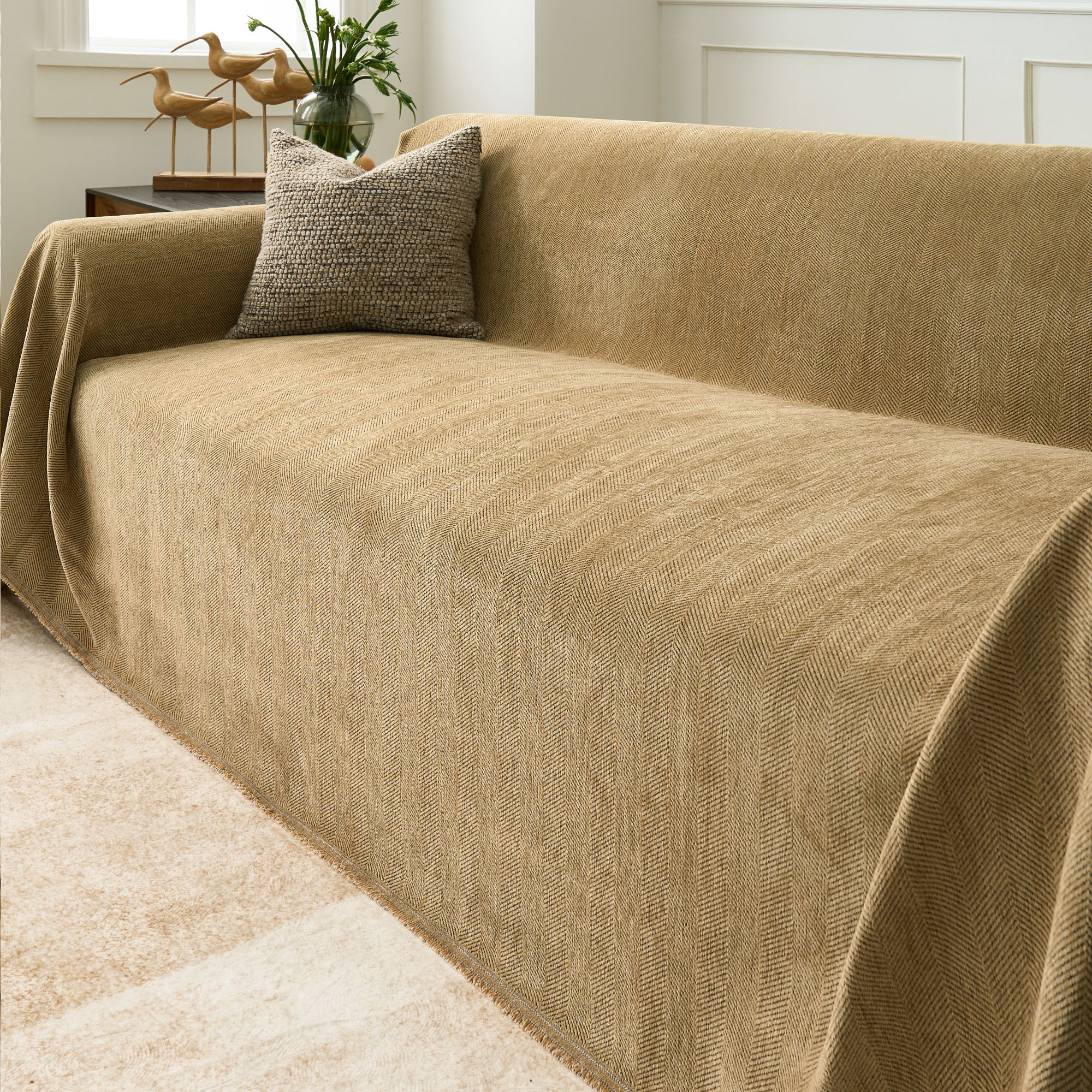 Durable Pet-Friendly Herringbone Sofa Cover - Protects Furniture from Scratches & Stains - Perfect for Living Room, Family Room & Pet Owners