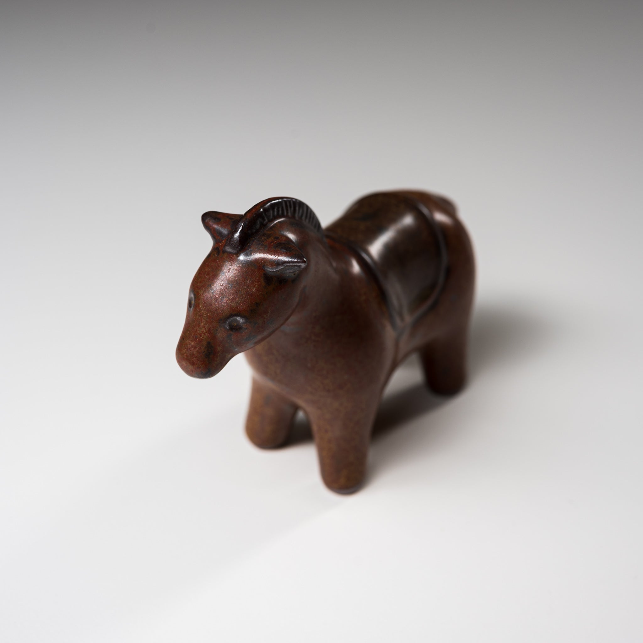 Seto Ware KASHIWA Brown Horse Animal Ornament - Japanese Ceramic Home Decor, Collectible Figurine for Shelf Display, Office Desk, or Gift