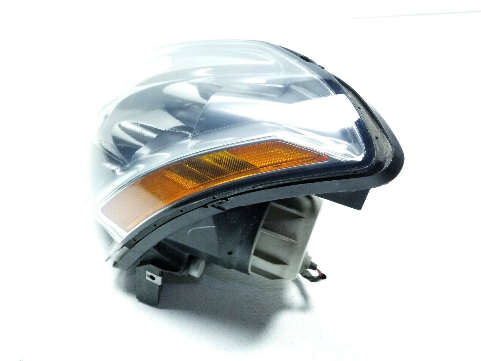 04-06 Nissan Maxima Headlight Assembly - Driver Side Left OEM Xenon Replacement (Part# 110k) - Perfect for Night Driving & Enhanced Visibility