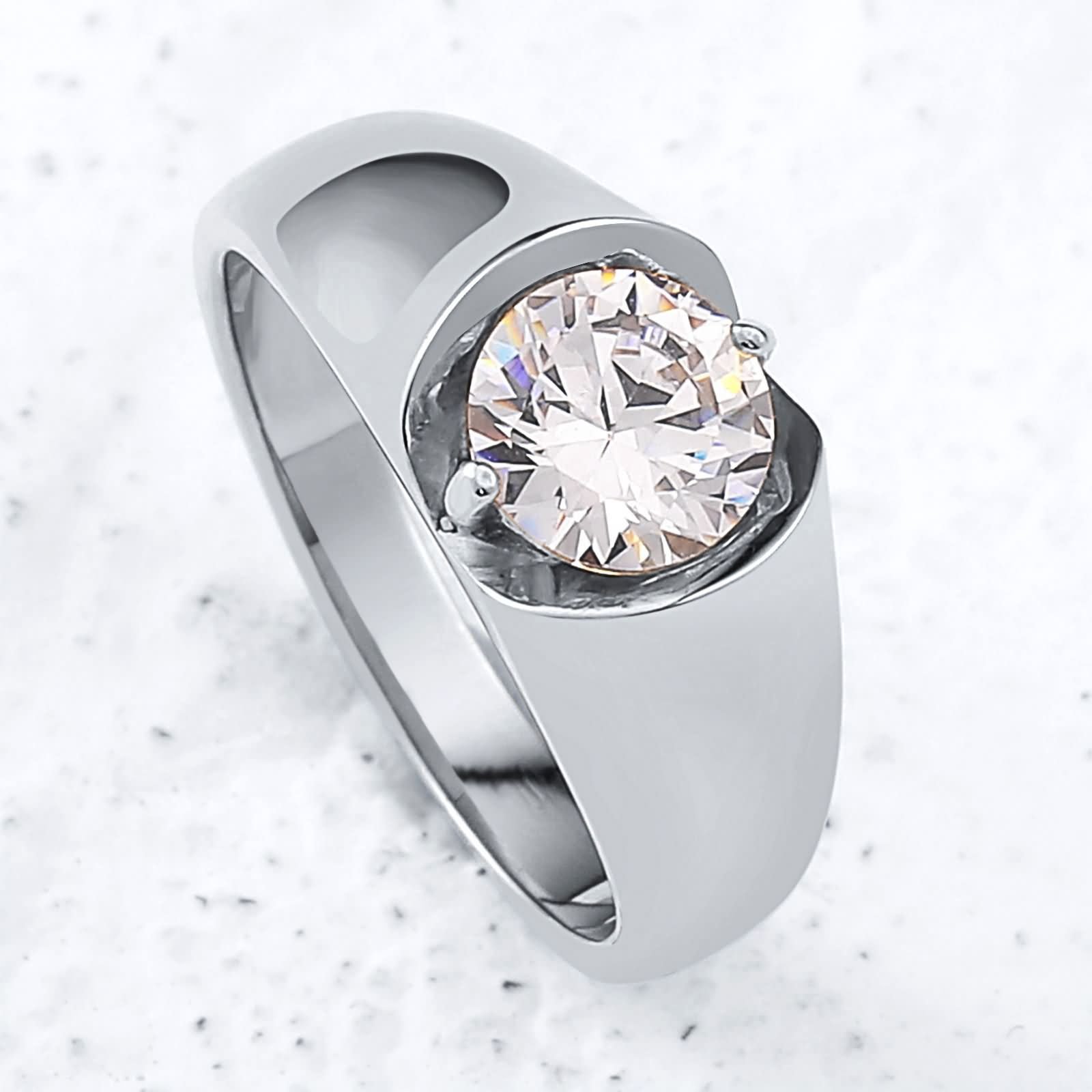 Daesar 10MM Stainless Steel Men's Cubic Zirconia Ring - Gold/Silver Retro Wedding Band (Size 4-12) - Durable & Hypoallergenic Jewelry for Gifts, Anniversaries & Everyday Wear