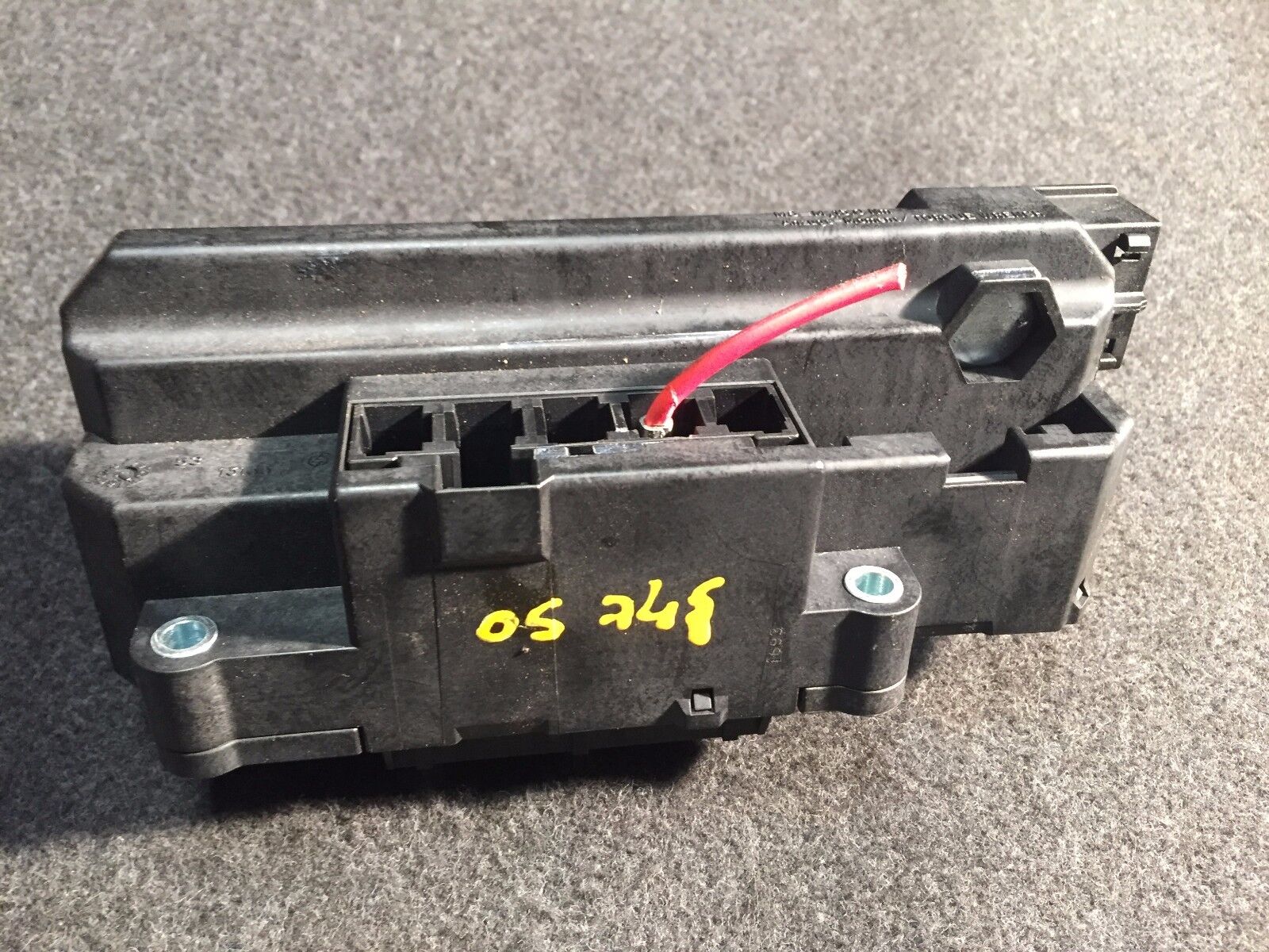 2002-2005 BMW 745i 750Li E66 E65 Power Distribution Fuse Relay Box OEM Replacement - Perfect for Electrical System Repairs & Maintenance