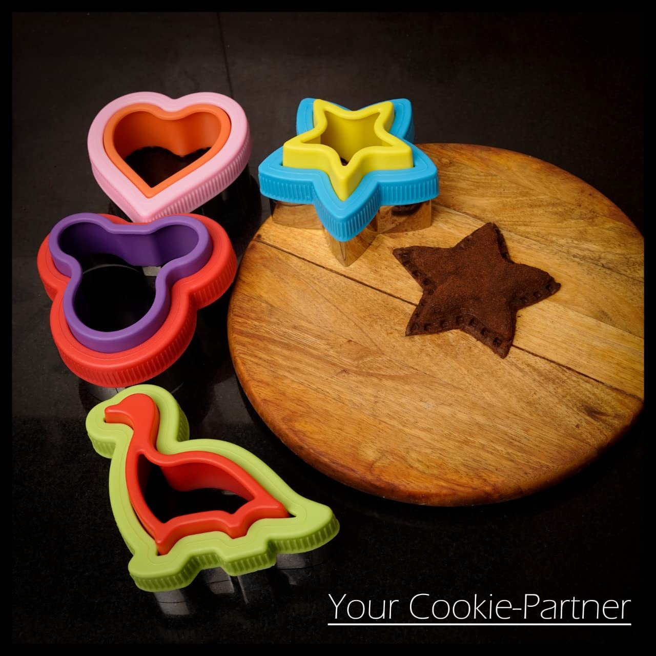 Sandwich Cutter and Sealer for Kids - Uncrustables Style Sandwich Maker with Heart, Dinosaur, Star & Mickey Mouse Shapes - Perfect for School Lunch Boxes, Bento Boxes & Picnics