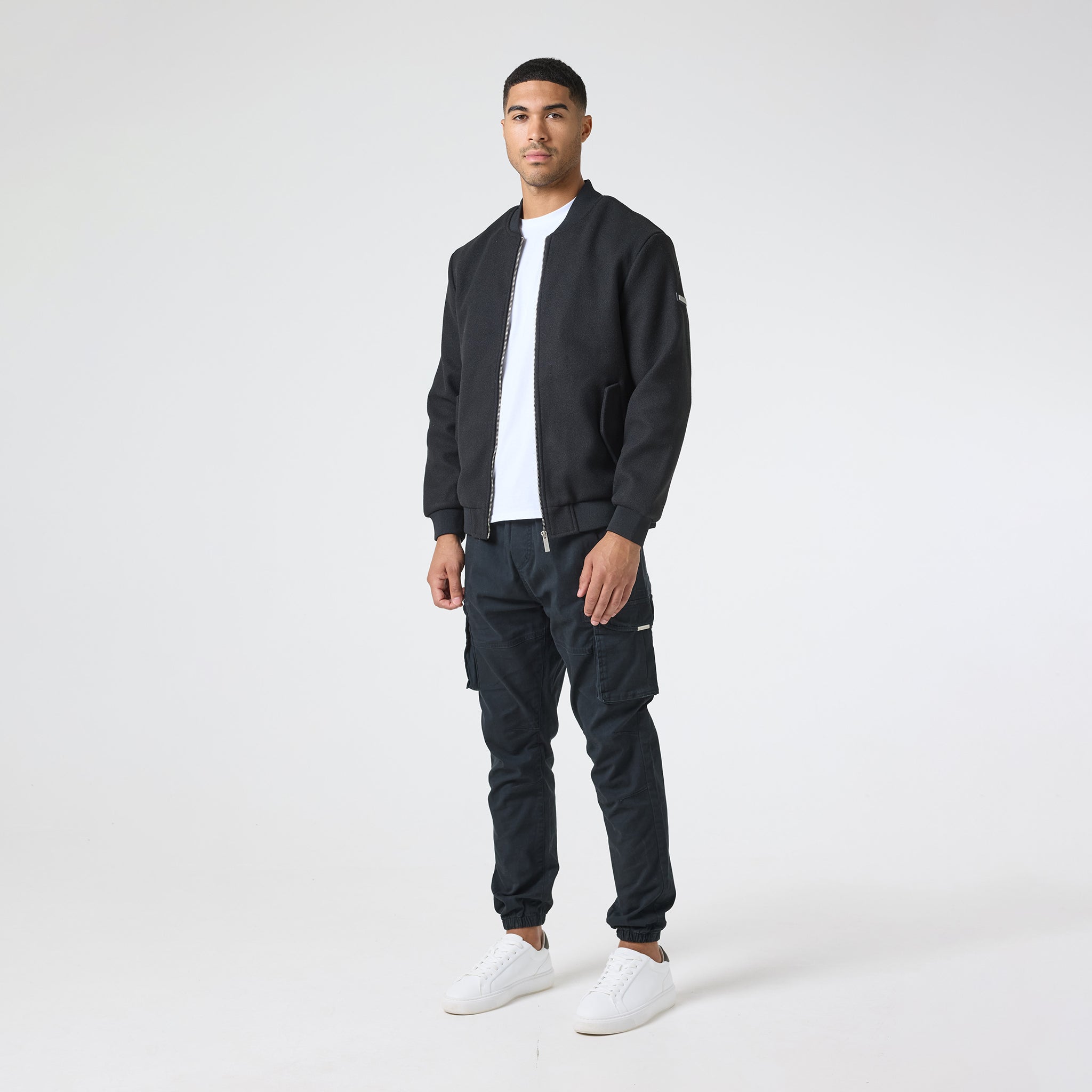 Stylish Faux Wool Smart Bomber Jacket for Men & Women - Black | Winter Fashion Outerwear for Casual Wear & Outdoor Activities
