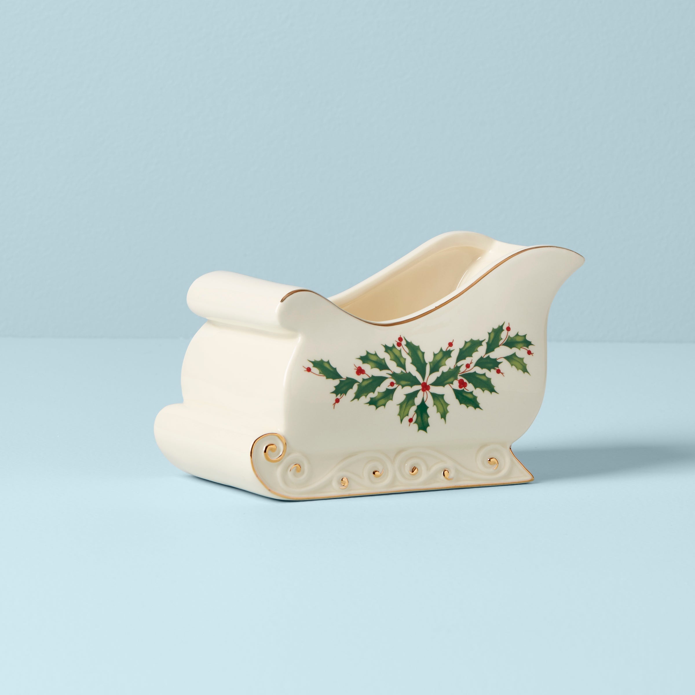 Christmas Sleigh Candy Dish - Festive Holiday Candy Bowl for Parties, Home Decor & Gift Giving - Perfect for Christmas Decorations, Dessert Serving & Holiday Gatherings