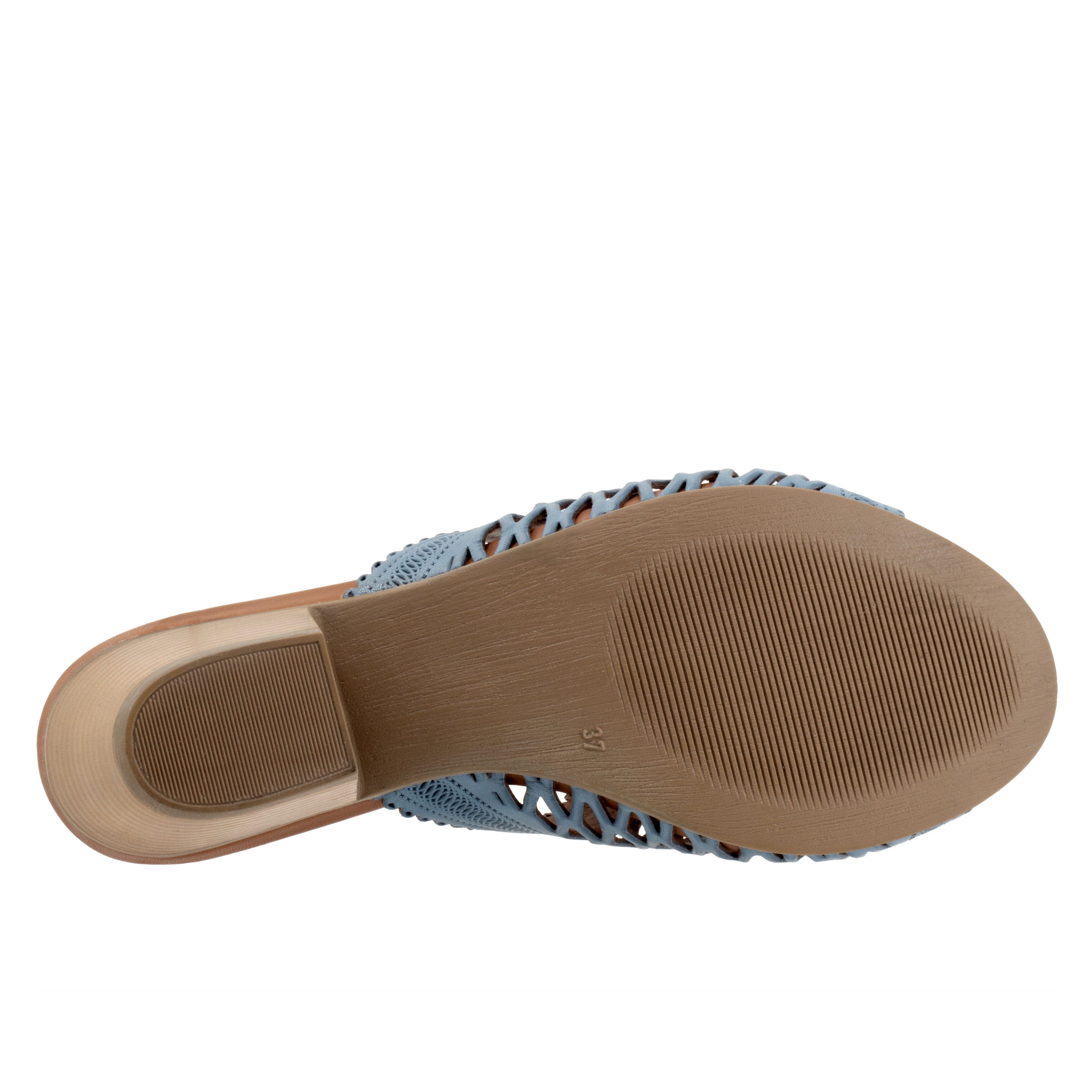 Bueno Lillian B2522 - Stylish and Comfortable Women's Shoes for Casual Wear, Office, and Outdoor Activities