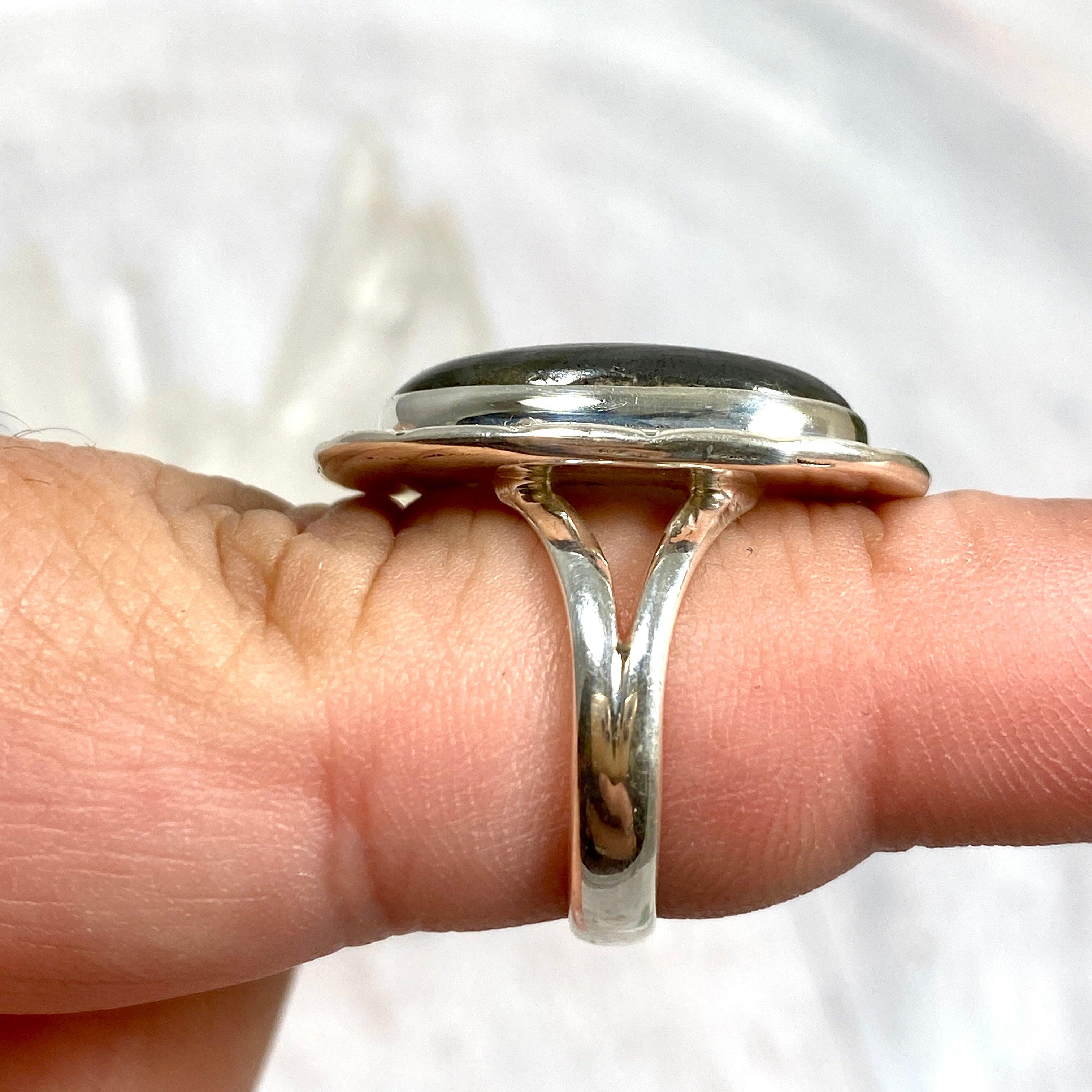 Labradorite Oval Filigree Ring - Size 7 - Sterling Silver - KRGJ2745 - Perfect for Boho Jewelry & Gift Giving