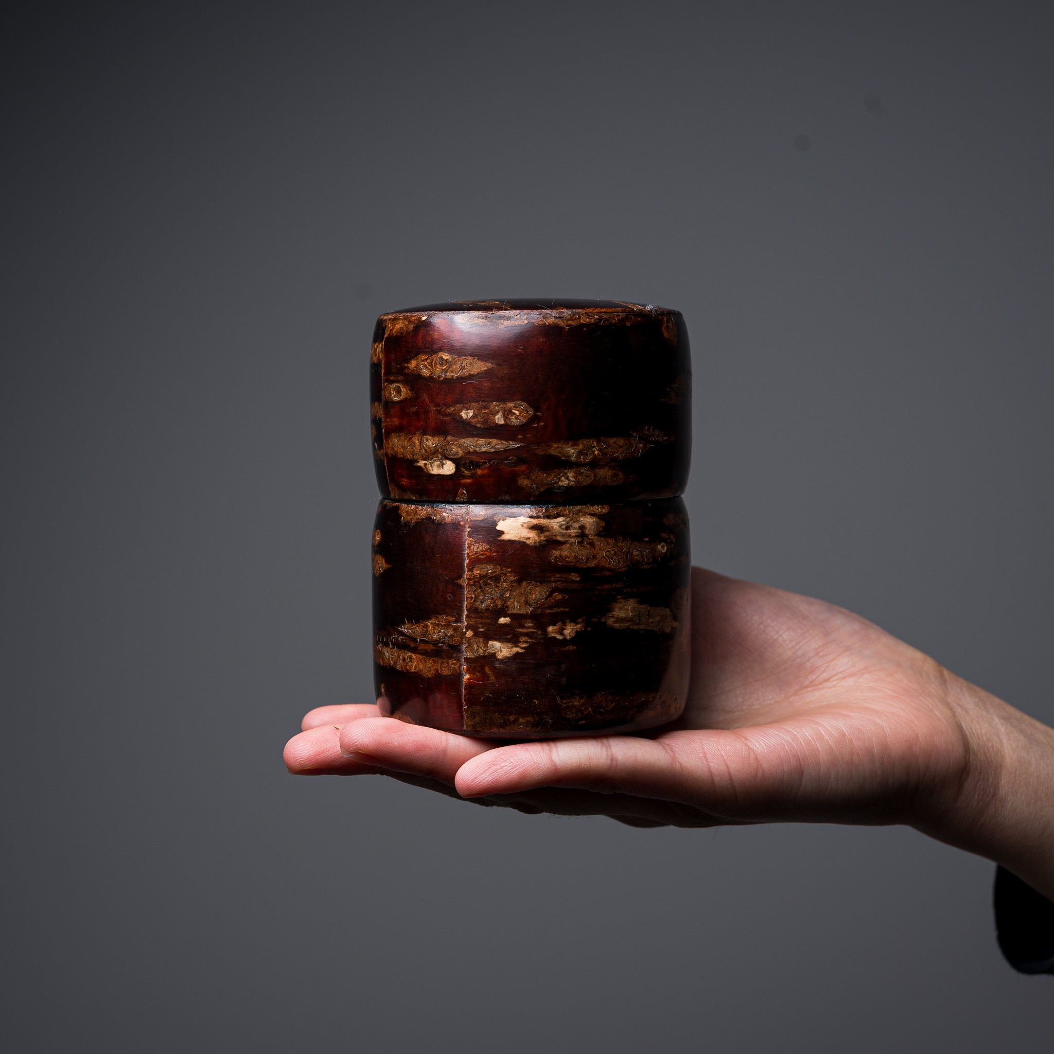 Premium Tomioka Cherry Bark Tea Caddy - Handcrafted Japanese Tea Storage Box (Doumori) by Tomioka Shop - Perfect for Matcha, Loose Leaf Tea & Home Decor