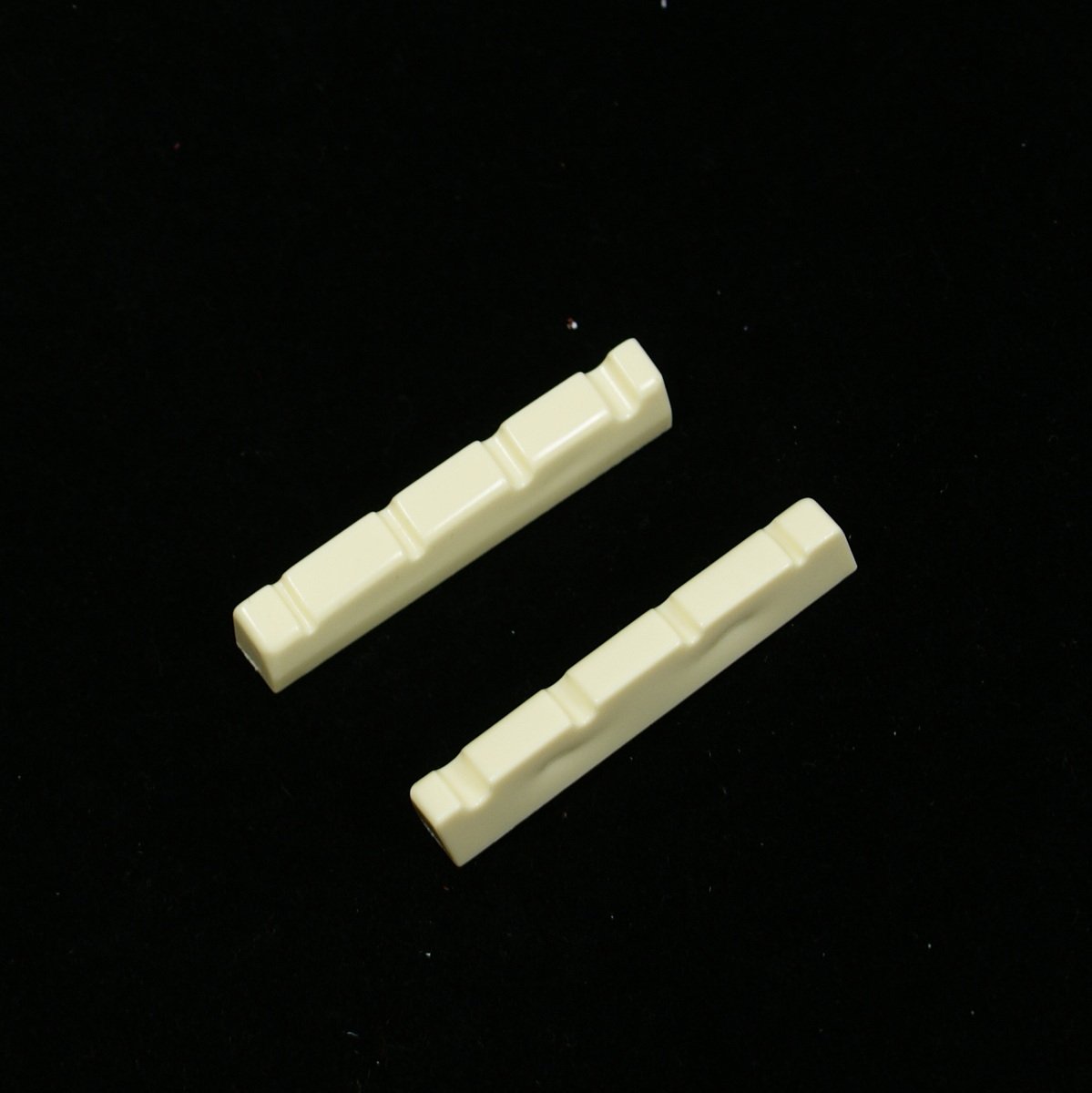 2-Pack Slotted Nut for 4-String Bass Guitar - 42mm Length x 6mm Thick - Perfect for Guitar Repair & Maintenance, DIY Instrument Setup