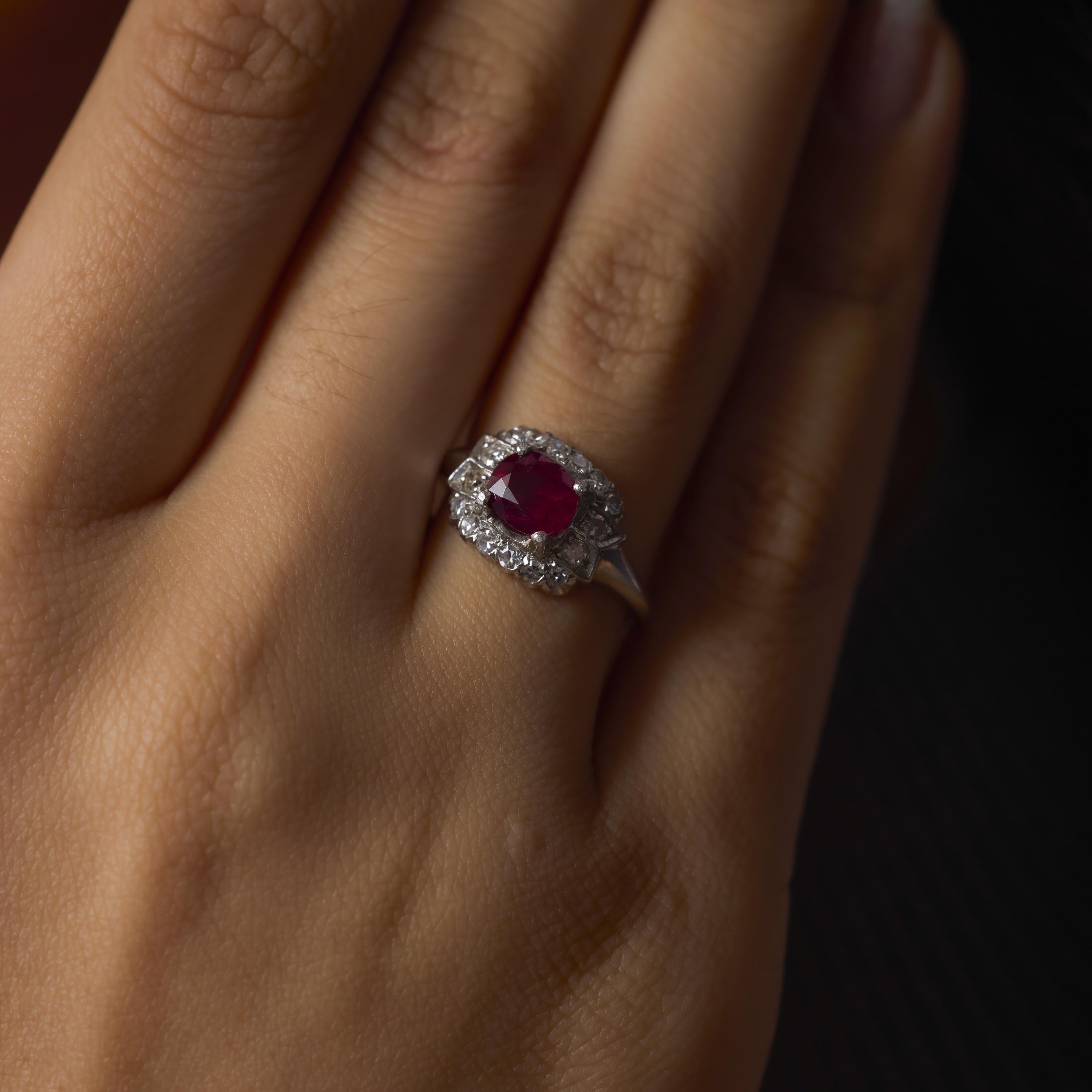 Exquisite Art Deco GIA Certified 1.15 Carat Ruby & Diamond Platinum Vintage Ring – Perfect for Anniversary Gifts, Engagement & Special Occasions