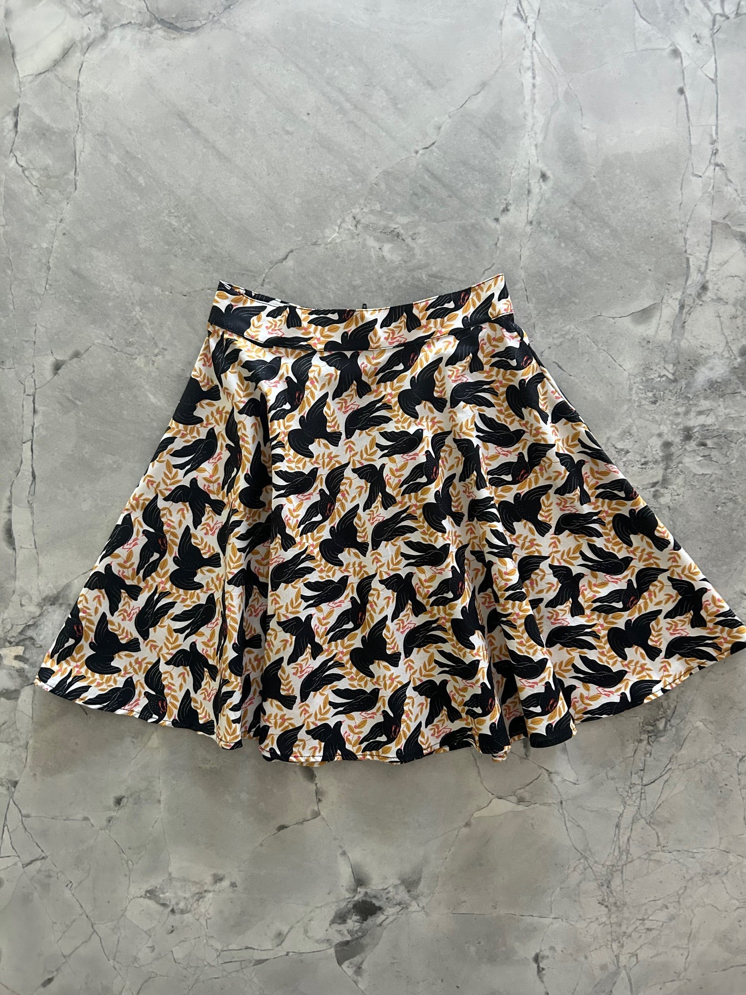Stylish Birds Print Skater Skirt for Women - Trendy A-Line Mini Skirt for Casual Wear & Street Fashion