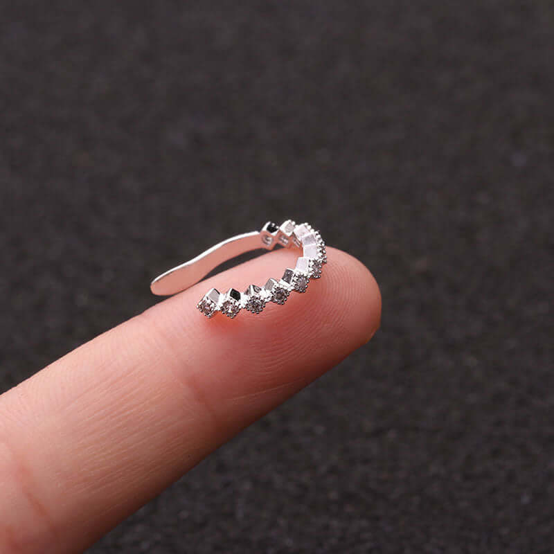 18K Gold Dainty Star Ear Cuff - No Piercing Conch Helix Clip Earring for Women | Trendy Cartilage Ear Jewelry Gift for Everyday Wear & Special Occasions