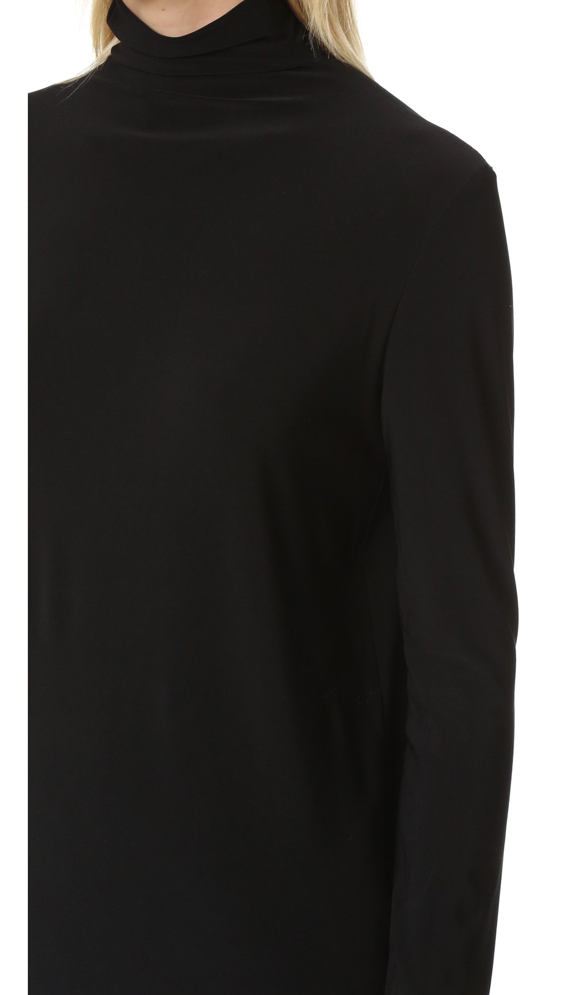Norma Kamali Women's Long Sleeve Turtleneck Top - Slim Fit Stretch Knit Sweater for Fall & Winter | Office Wear, Layering, Casual Outfits