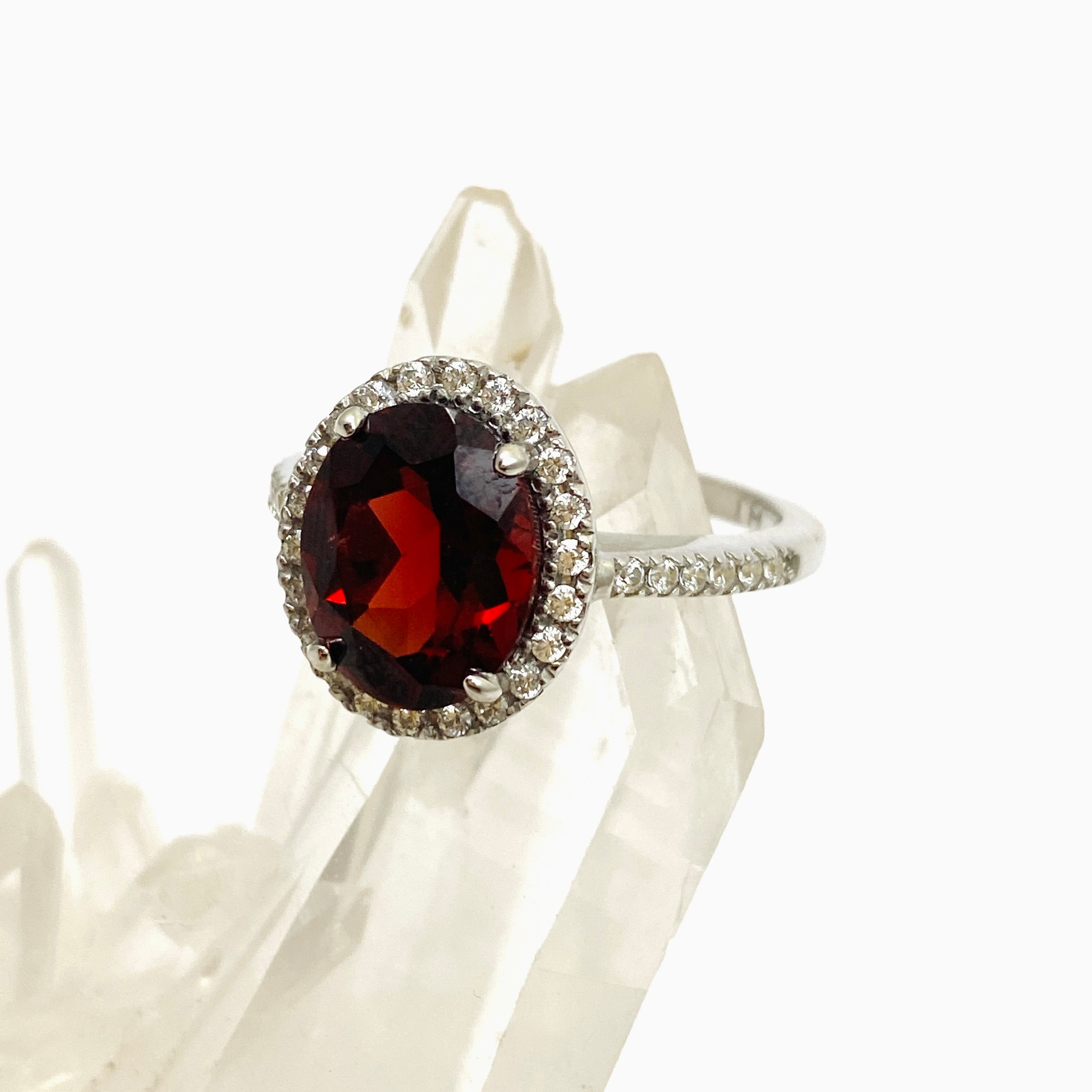 Garnet Oval Faceted Ring with CZ Accents - Size 8.5 - HRGJ 62 - Elegant Jewelry for Women, Perfect for Valentine's Day Gift, Anniversary or Special Occasions