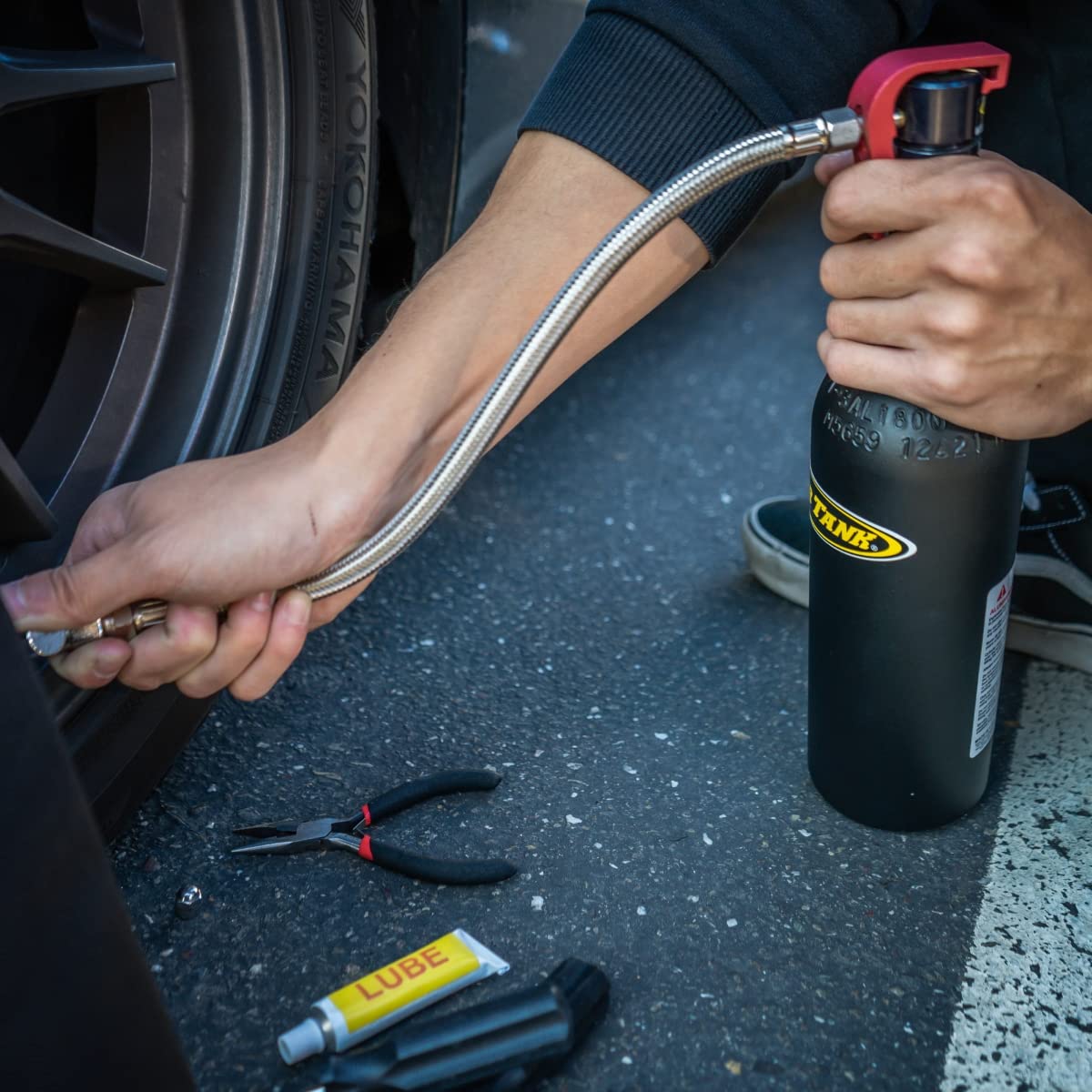 PTM-0125 CO2 Bottle Power Shot - 20 Oz Matte Black Power Tank with Trigger System (1 Pack) - Perfect for Paintball, Airsoft & Bike Tire Inflation