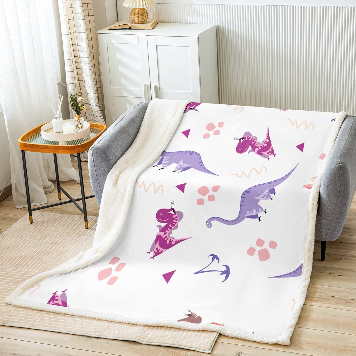 **Soft Dinosaur Flannel Fleece Blanket - Cartoon Watercolor Dino Print, Super Cozy for Bed, Sofa & Couch - Cute Ancient Animal Design for Bedroom Decor - Twin Size 60