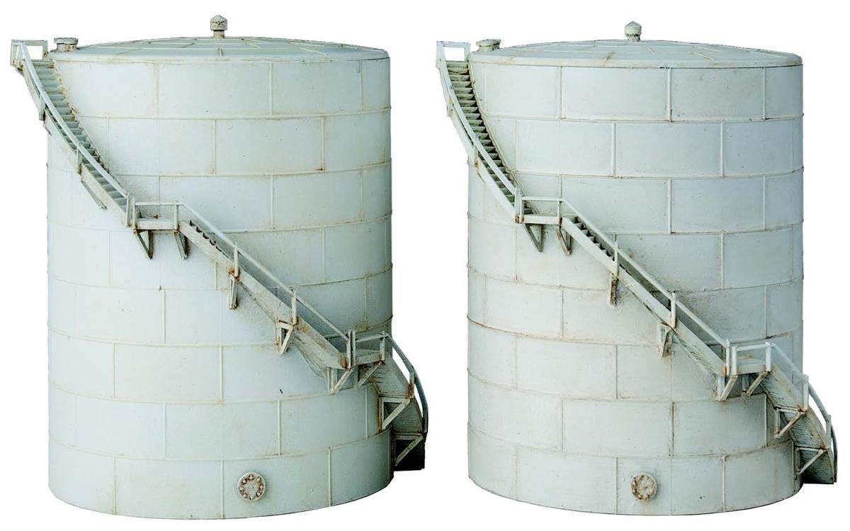 Walthers Cornerstone N Scale Industrial Oil Storage Tank Building Kit (WH933-3893) - Perfect for Model Train Layouts & Railroad Scenery Dioramas