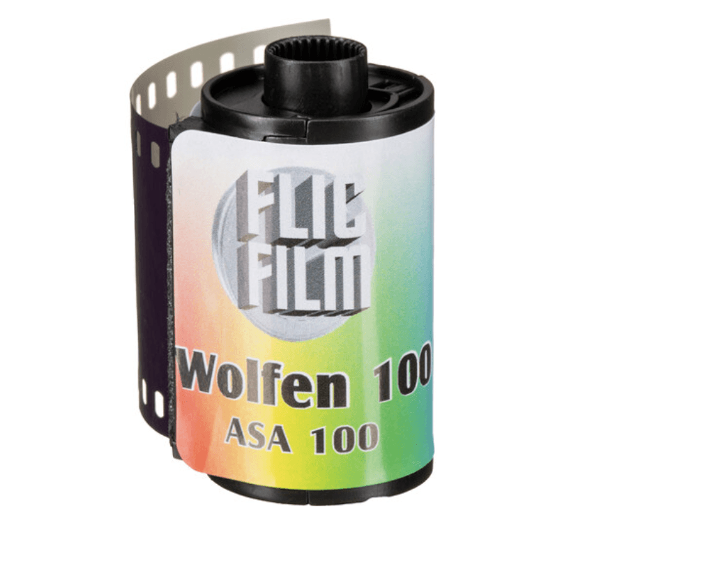 Flic Film Wolfen 100 135 36 Exposure Black & White Film for Classic Photography - Perfect for Street, Portrait & Landscape Shooting
