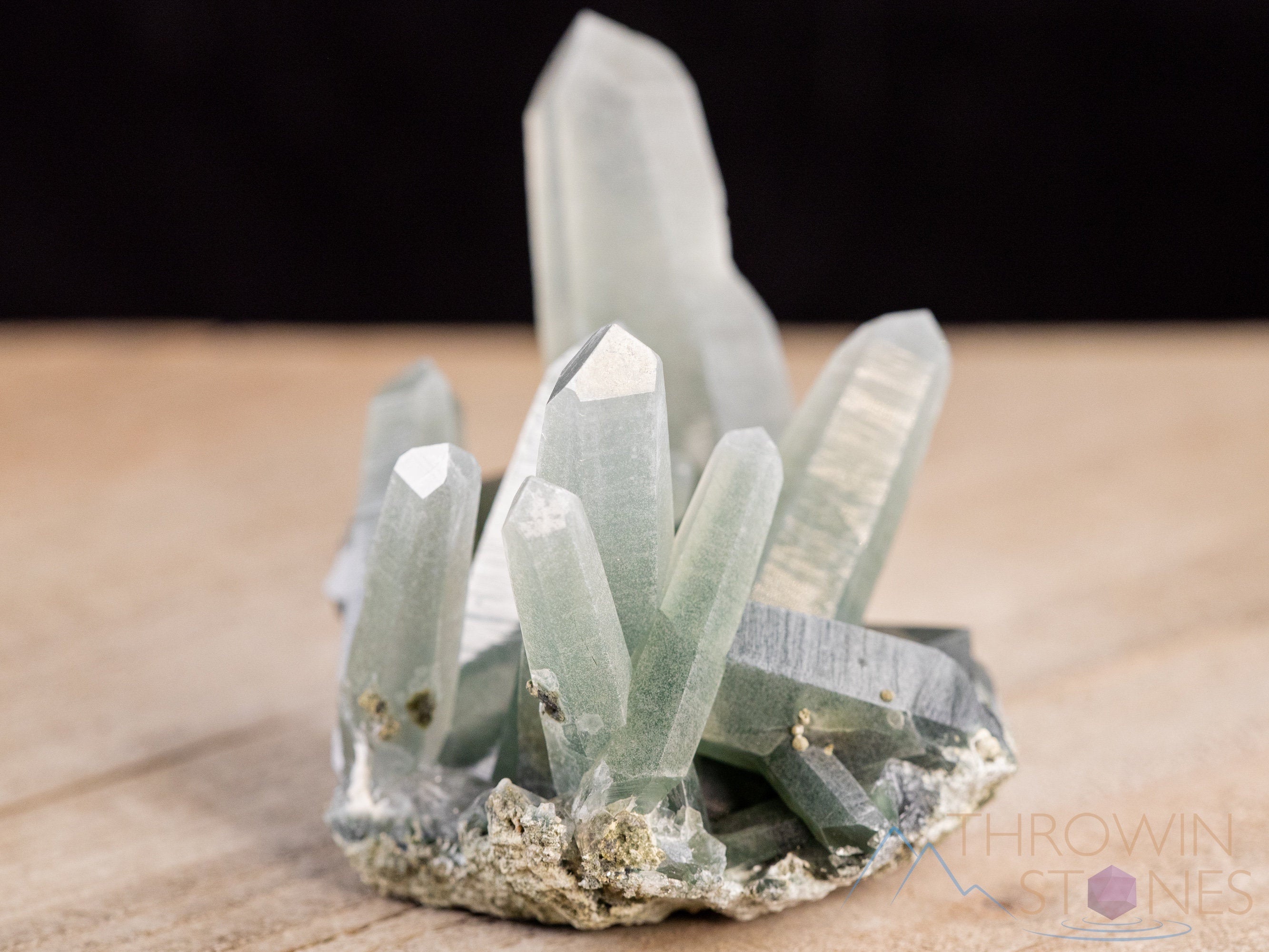 Natural QUARTZ with ACTINOLITE Raw Crystal Cluster - Healing Stone Specimen for Home Decor, Housewarming Gift & Spiritual Healing | Perfect for Meditation, Office Desk & Feng Shui