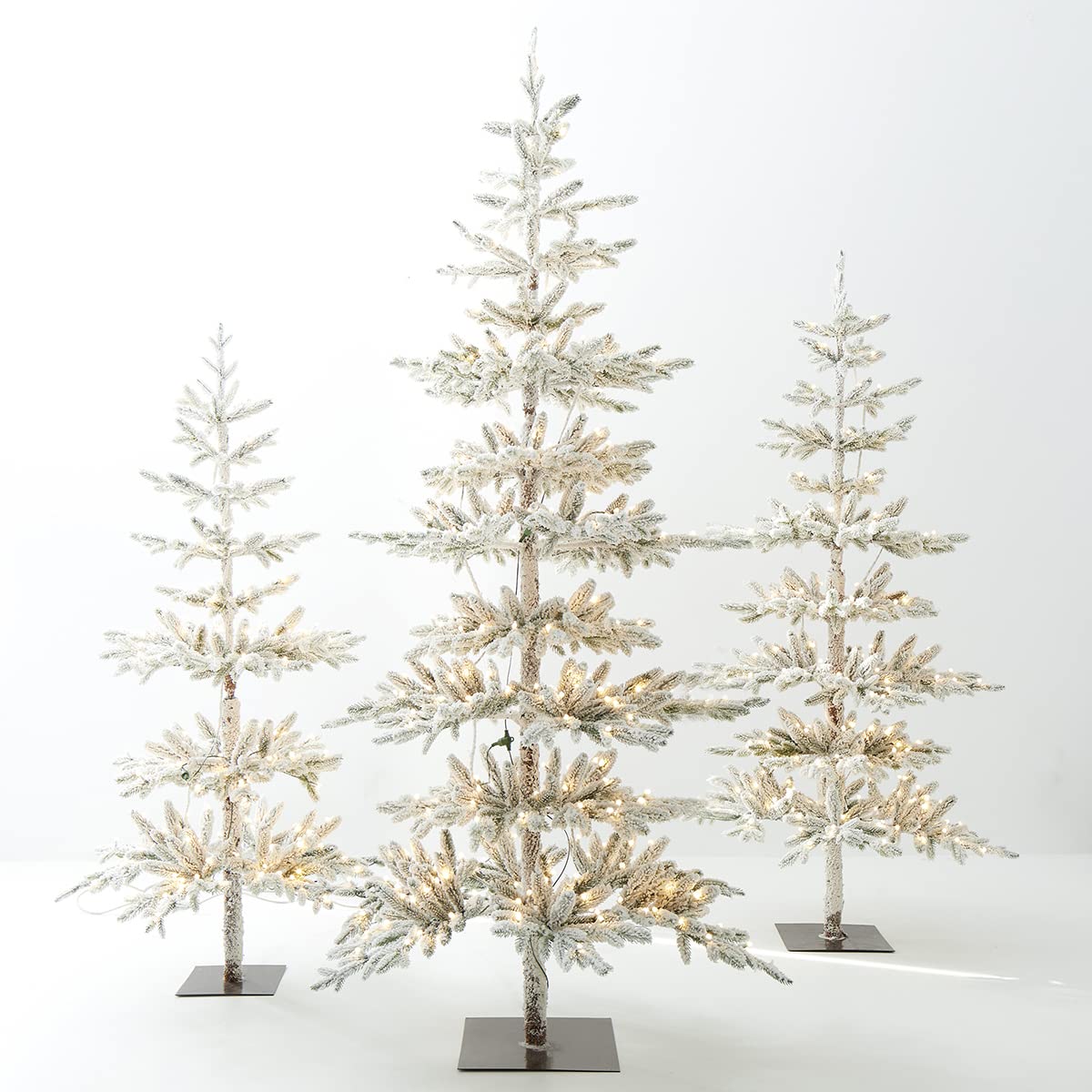 Glitzhome 7ft Pre-Lit Flocked Artificial Christmas Tree with 400 Warm White Lights - Premium Snow-Covered Pine Xmas Tree for Home, Office & Holiday Decor | Perfect for Living Room, Party & Winter Festival Decorations