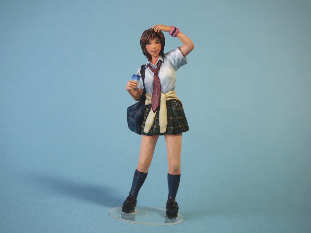 1/32 Scale School Girl Figure #2 - Anime Collectible, Miniature Model for Display, Diorama, and Role-Playing Scenes