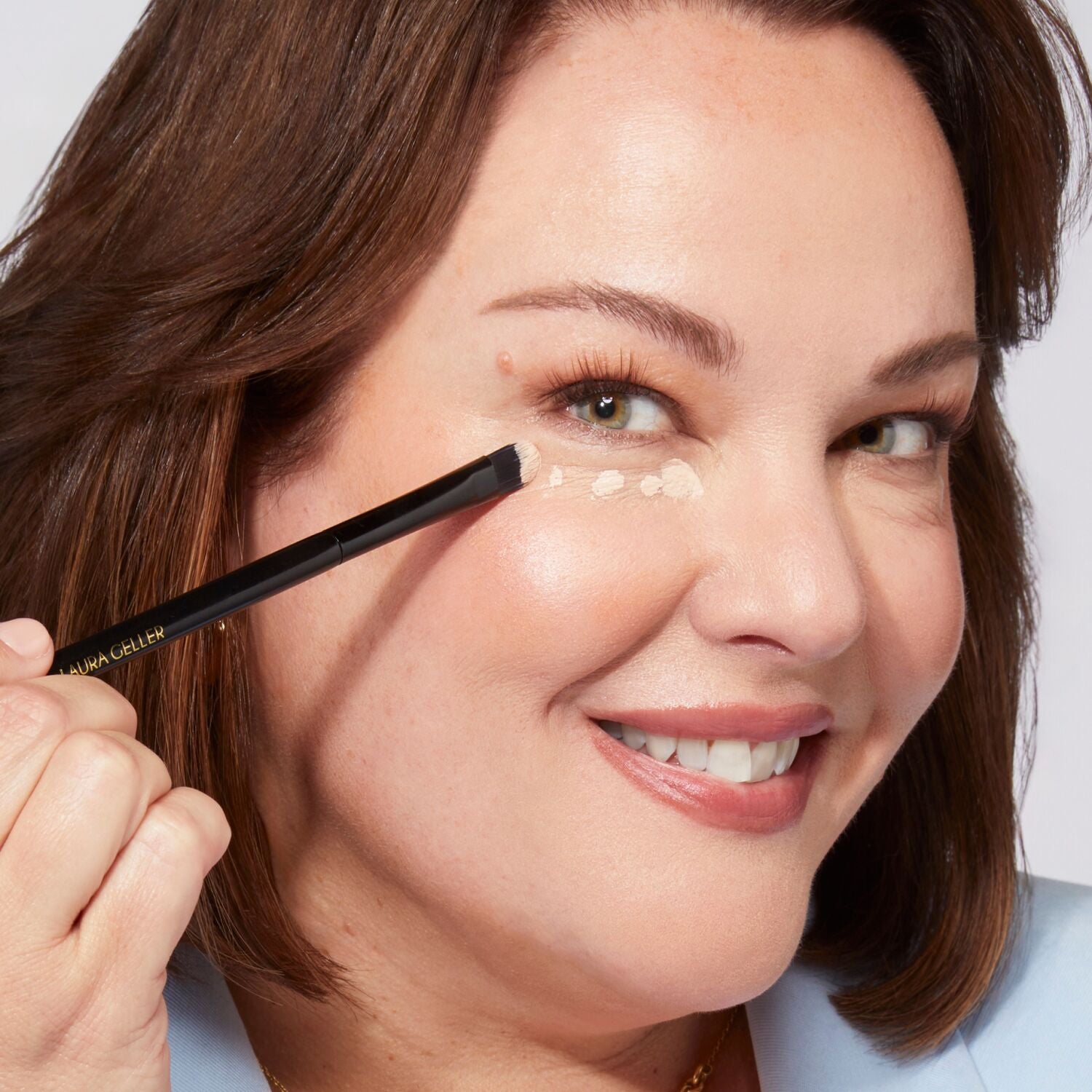 The Ideal Fix Concealer - Full Coverage, Long-Lasting & Waterproof - Perfect for Dark Circles, Blemishes & Under Eye Brightening - Great for Daily Makeup & Special Occasions