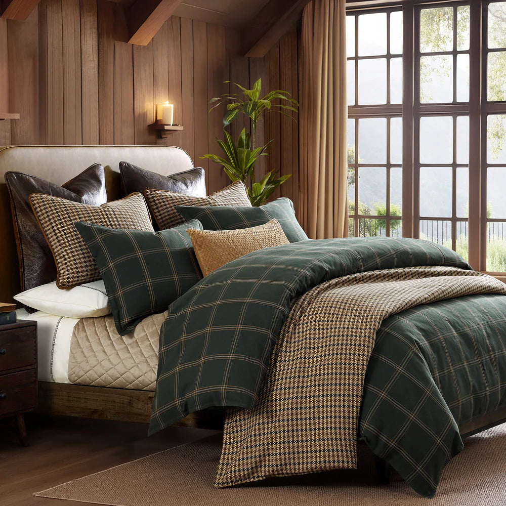 Stylish Windowpane Plaid Comforter Set - Queen Size Bedding with Matching Pillow Shams - Perfect for Cozy Winter Nights & Farmhouse Bedroom Decor