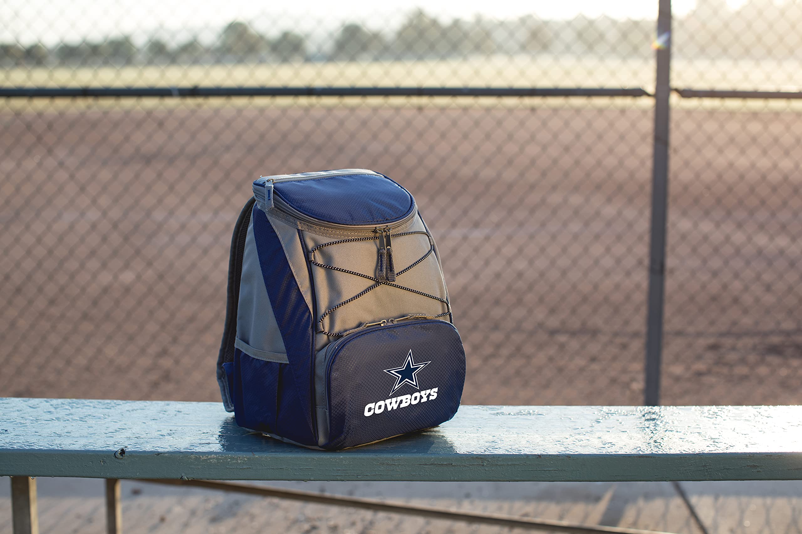 Picnic Time NFL PTX Backpack Cooler - Insulated Soft Cooler Backpack for Lunch & Drinks - Perfect for Tailgating, Camping & Outdoor Adventures