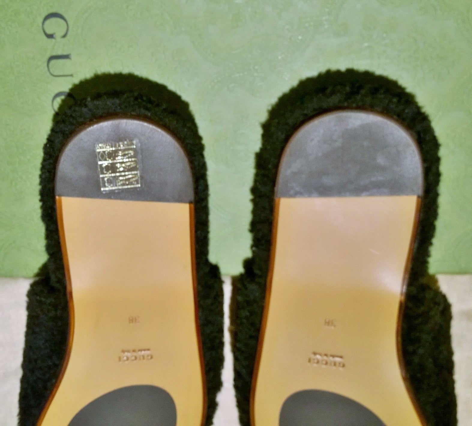 Gucci Eileen Interlocking G Shearling Slides - Black GG Monogram Flat Sandals for Women | Luxury House Slippers for Home & Casual Outings