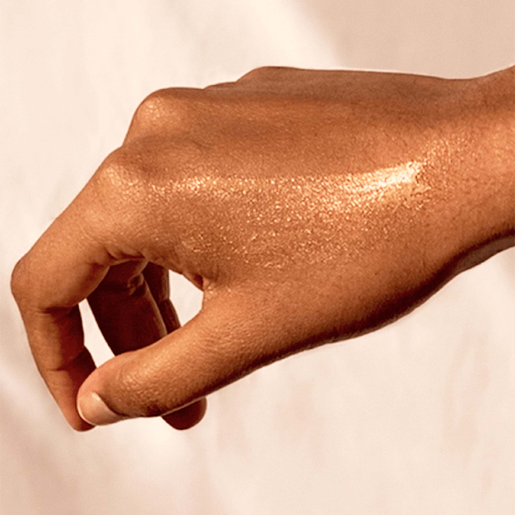 Augustinus Bader The Rich Cream - Golden Cell Rejuvenating Priming Moisturizer for Anti-Aging & Hydration - Perfect for Daily Skincare Routine & Nighttime Regimen