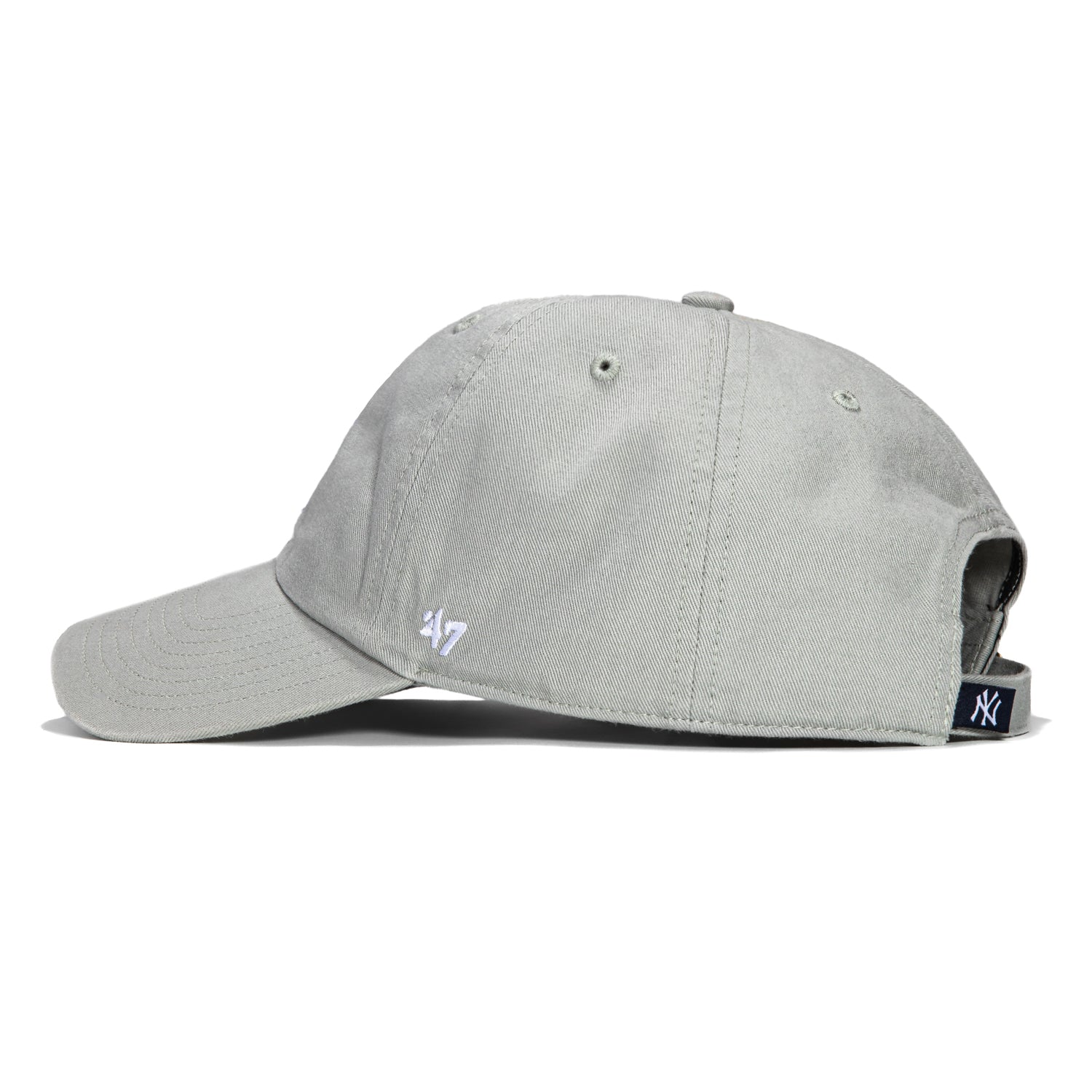 47 Brand New York Yankees Cleanup Adjustable Baseball Cap - Gray & White | Stylish & Comfortable for Games, Outdoor Activities & Everyday Wear