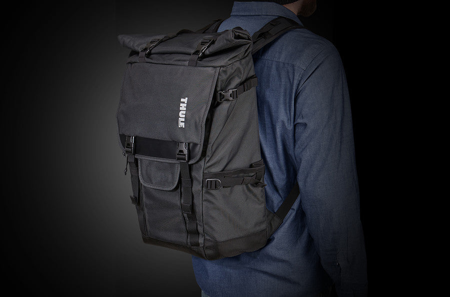 Thule Covert DSLR Rolltop Backpack - Waterproof Camera Bag for Travel & Photography - Perfect for Hiking, Commuting & Outdoor Adventures