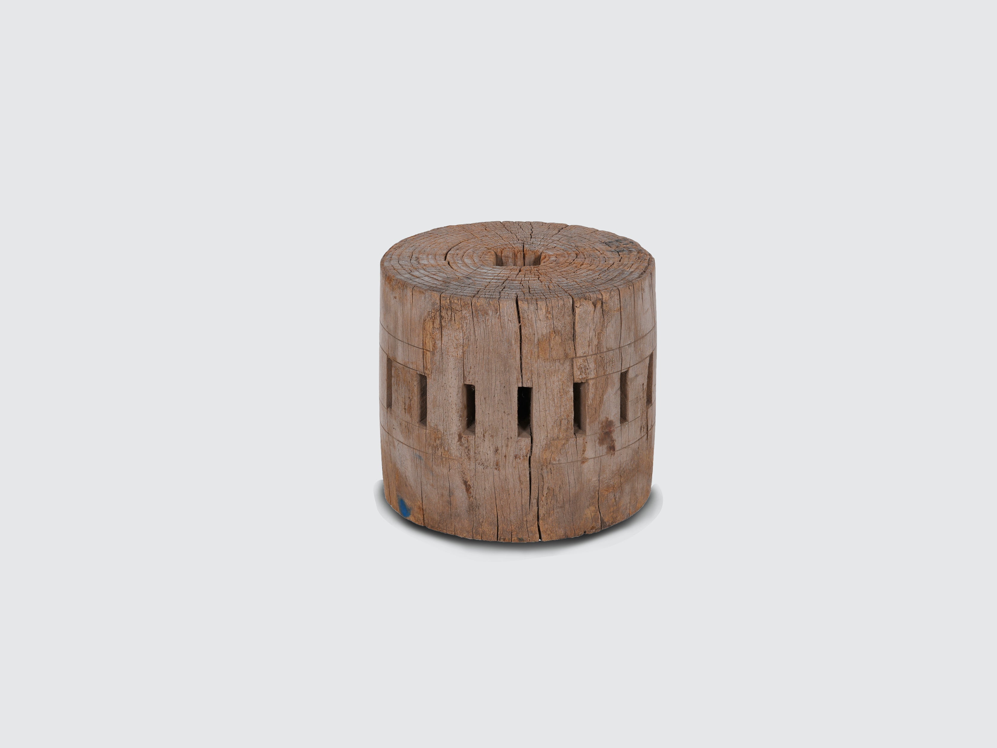 Modern Abode Spoke Side Table - Minimalist Wooden End Table for Living Room, Bedroom & Office - Perfect for Coffee, Books & Decor