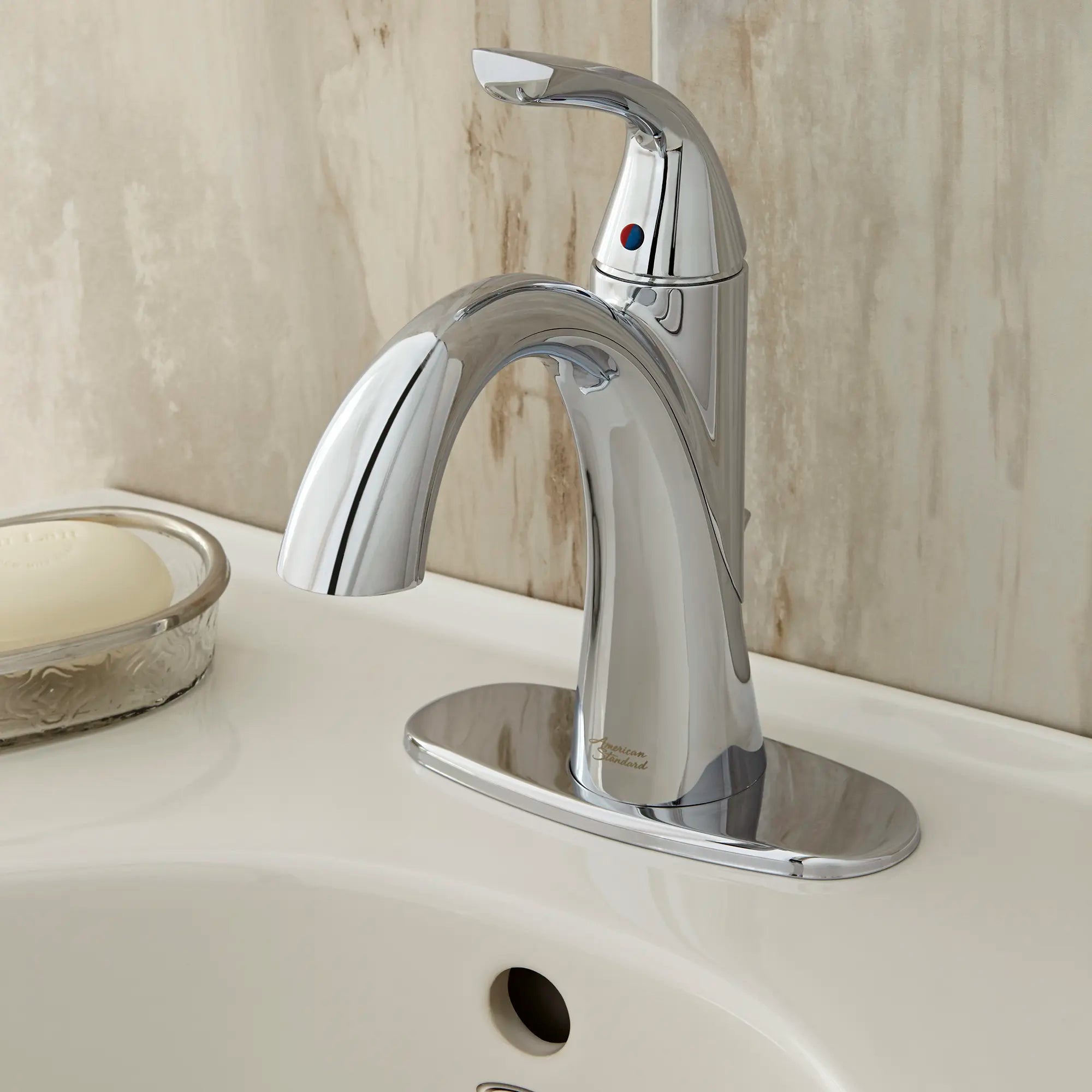 Fluent® Single Hole Single Handle Bathroom Faucet 1.2 GPM Water-Saving - Modern Chrome Bathroom Sink Faucet with Lever Handle - Perfect for Small Bathrooms & Powder Rooms