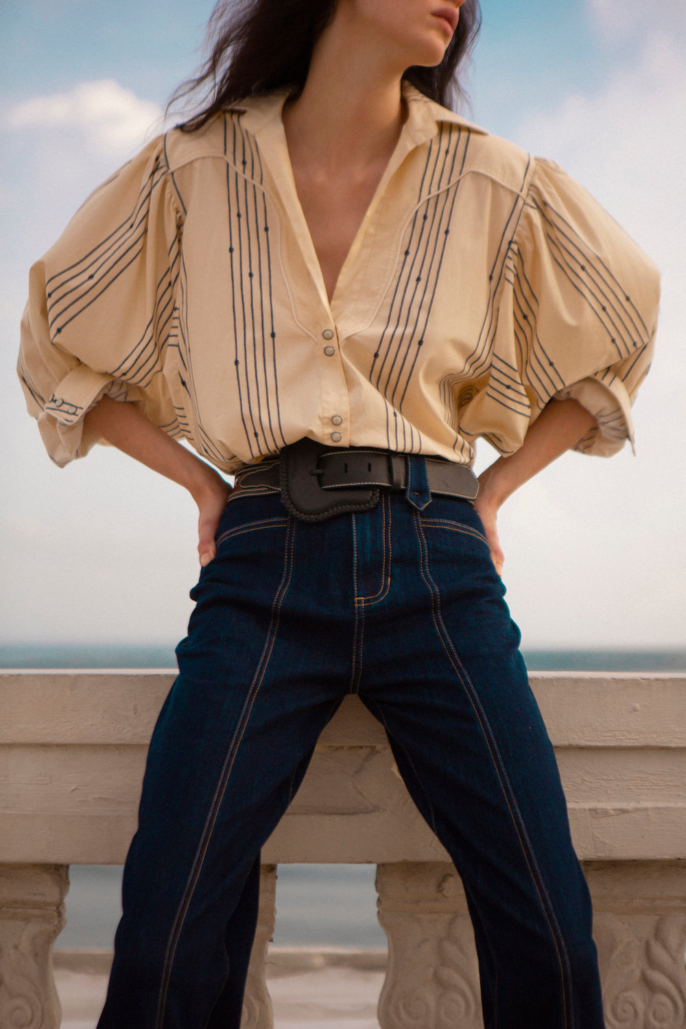 Stylish Loose Fit Shirt for Men & Women - Comfortable Casual Wear for Everyday Outfits, Work, and Travel