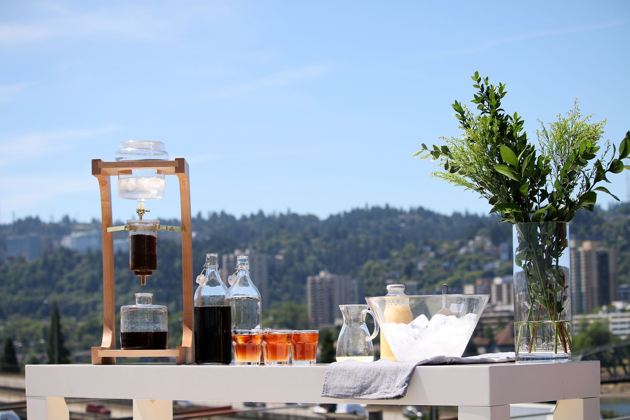 Premium Clive Cold Brew Decanter - 34oz Glass Iced Coffee Maker with Stainless Steel Filter & Lid - Perfect for Home, Office & Outdoor Use