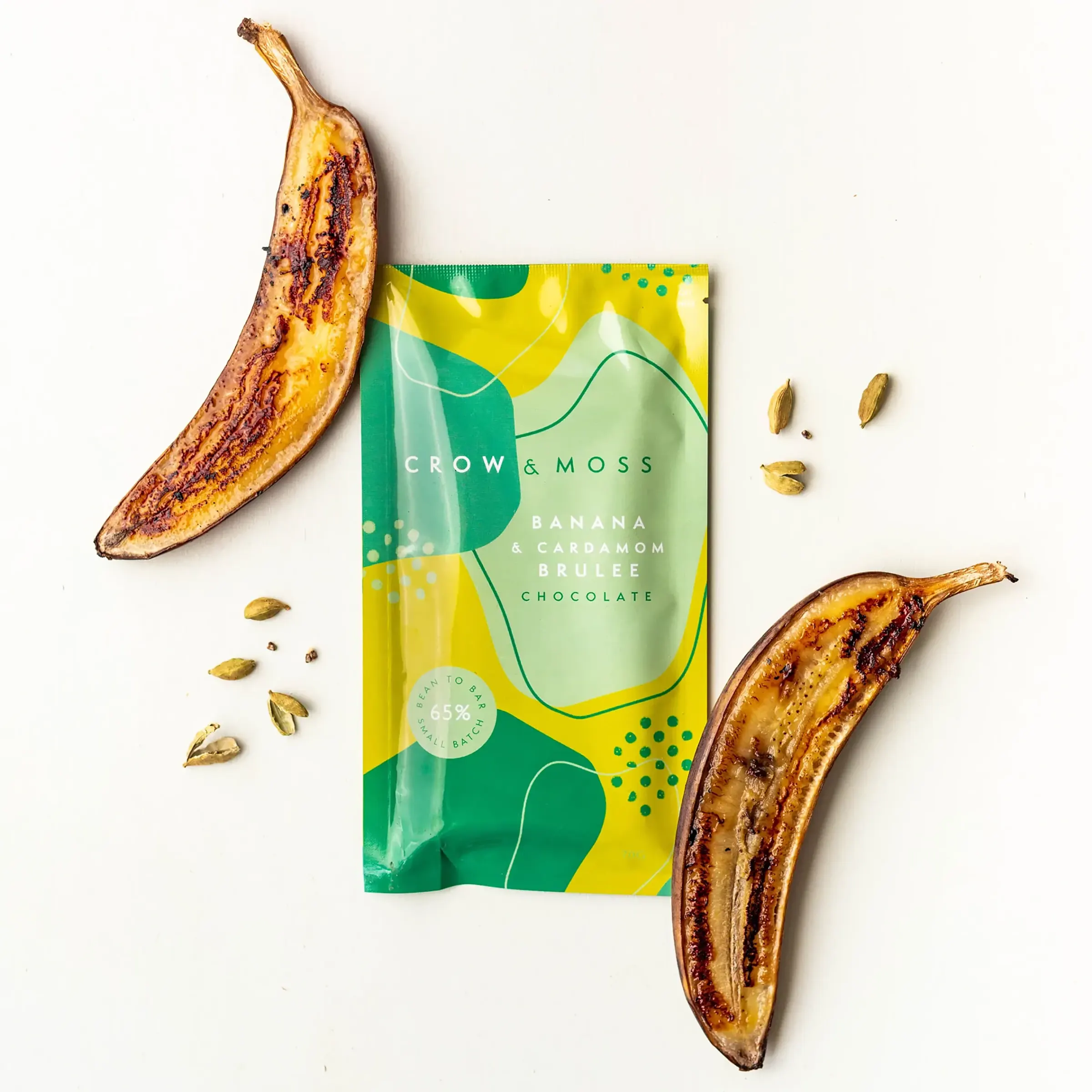Premium Crow & Moss Banana & Cardamom Brulee Dark Chocolate Bar 65% Cocoa - Gourmet Dessert for Gifting & Special Occasions