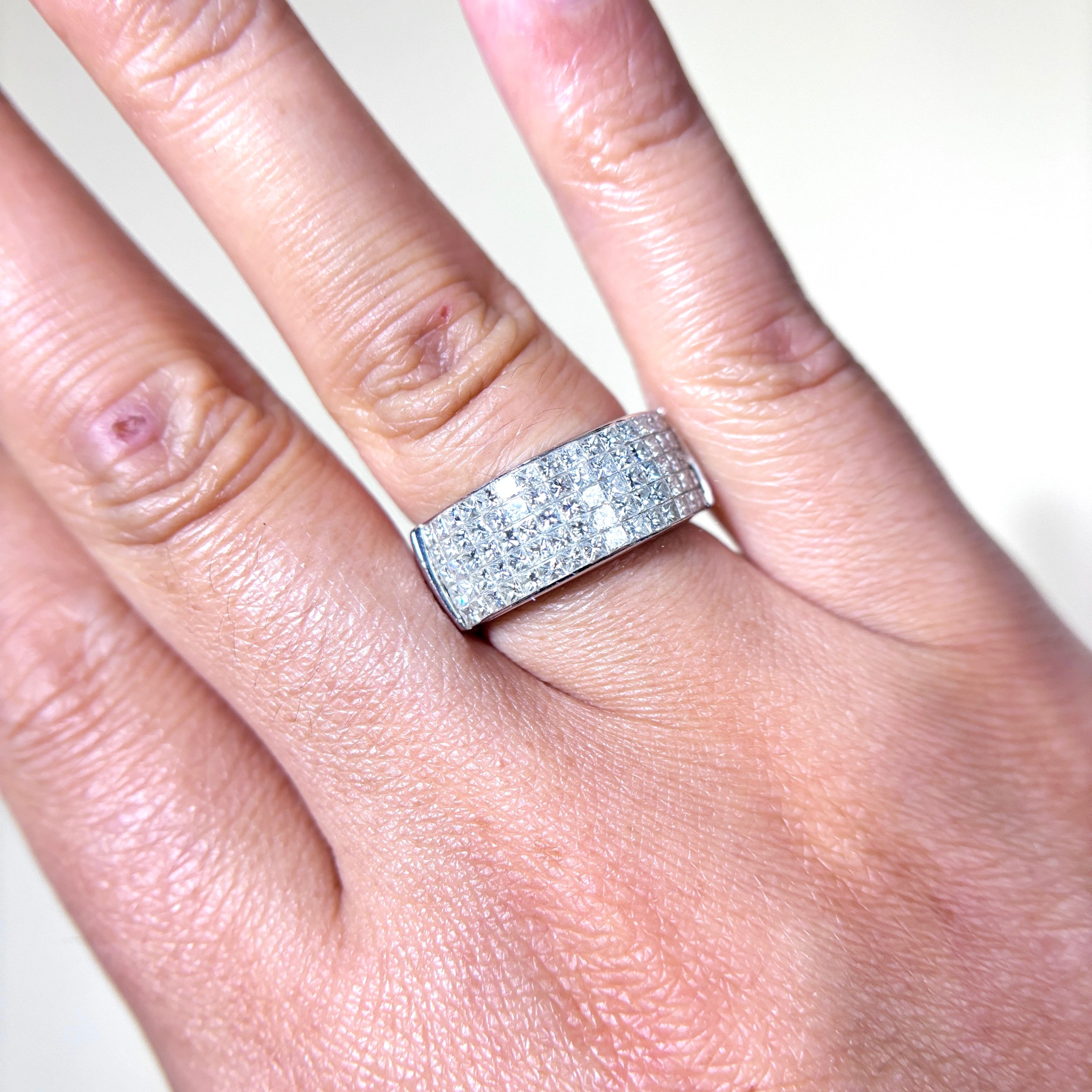 18K White Gold 5 Row Diamond Ring for Women | 2.08 Carat Total Weight (CTW) | Size 6.25 | Elegant Wedding, Engagement, Anniversary Gift | Perfect for Bridal Jewelry & Special Occasions