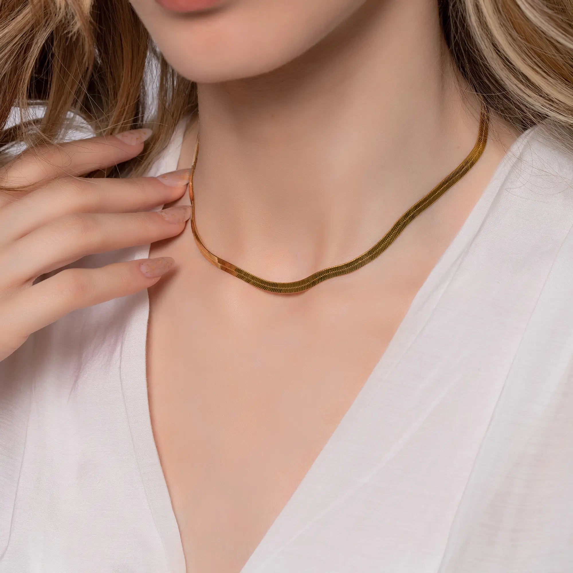 Elegant 14K Gold Herringbone Chain Necklace for Women - Perfect for Layering, Gift Giving & Everyday Wear