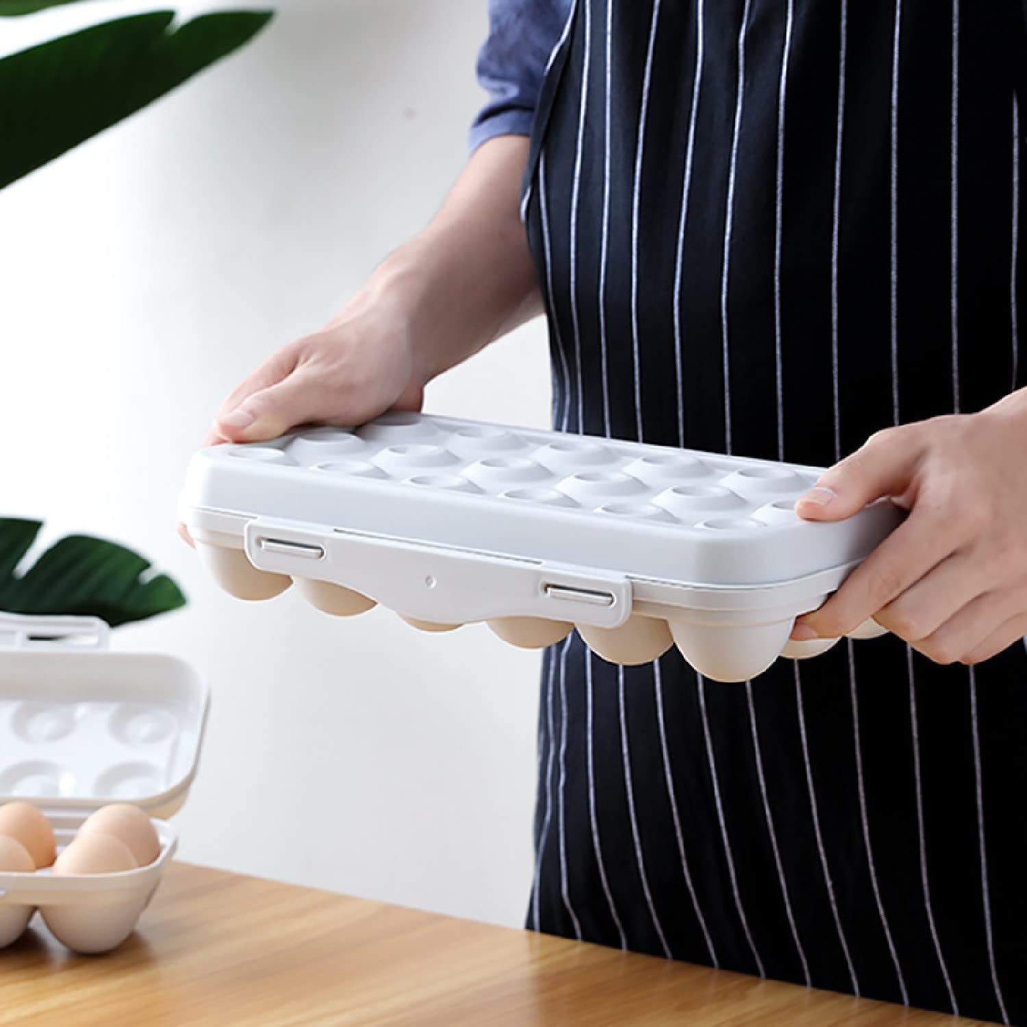 ARQIVO 18-Grid Plastic Egg Holder with Lid - Reusable Kitchen Egg Storage Container Organizer for Refrigerator, Pantry, Restaurant & Home Use (Cream)
