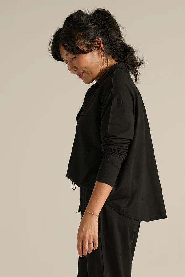 Stevie Top in Black - Stylish Women's Casual Blouse for Everyday Wear & Office Outfits