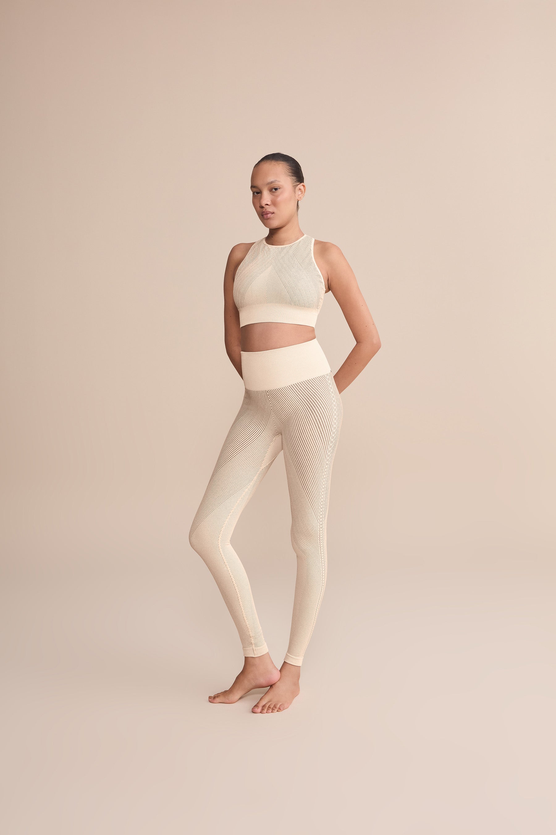 Seamless Diagonal Long Leggings for Women - High Waisted Yoga Pants with Tummy Control - Perfect for Workouts, Running & Lounge Wear