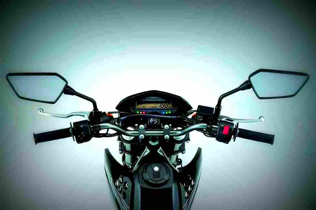 Kawasaki D-Tracker 125 Motorcycle - High-Quality 3 A4 Size Photos for Display & Decoration | Perfect for Home, Office, or Garage Wall Art