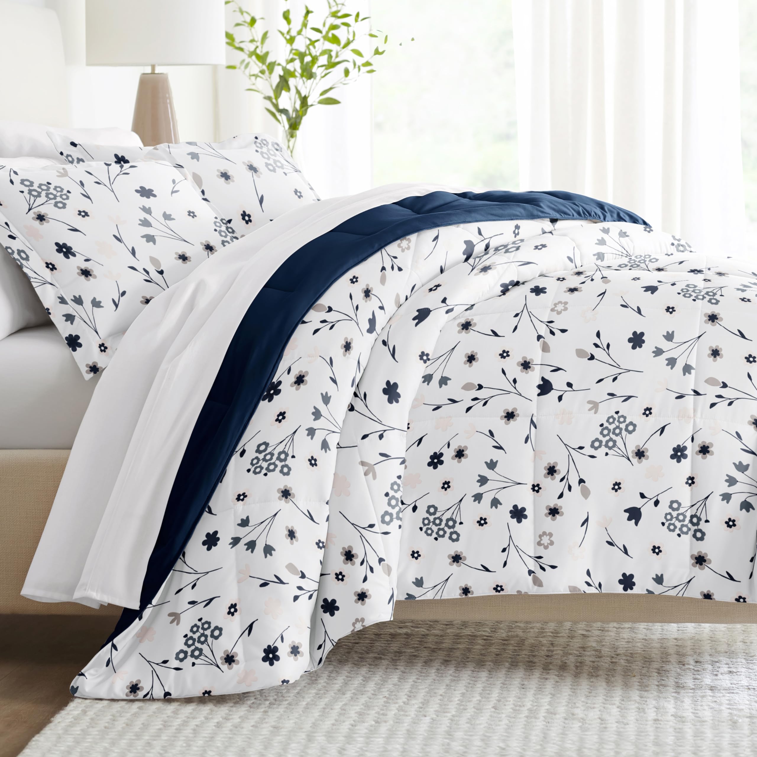 Luxury Reversible Twin/Twin XL Comforter Set - 2 Piece Soft Lightweight Down Alternative Bedding with Pillow Sham | Perfect for Guest Rooms, Dormitories & Cozy Bedroom Decor