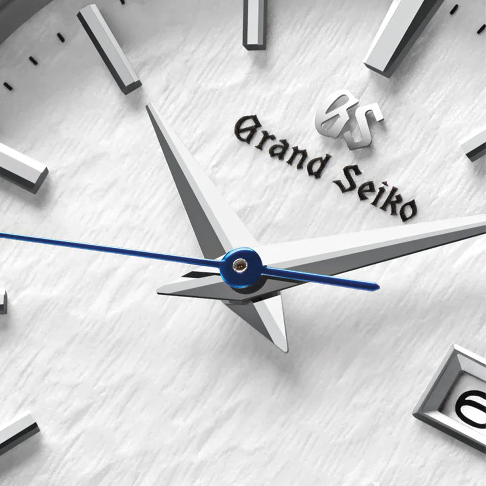 STGF359 Snowflake Heritage Quartz Watch - 28.9mm White Dial with Stainless Steel Bracelet - Perfect for Winter Fashion & Holiday Gifts
