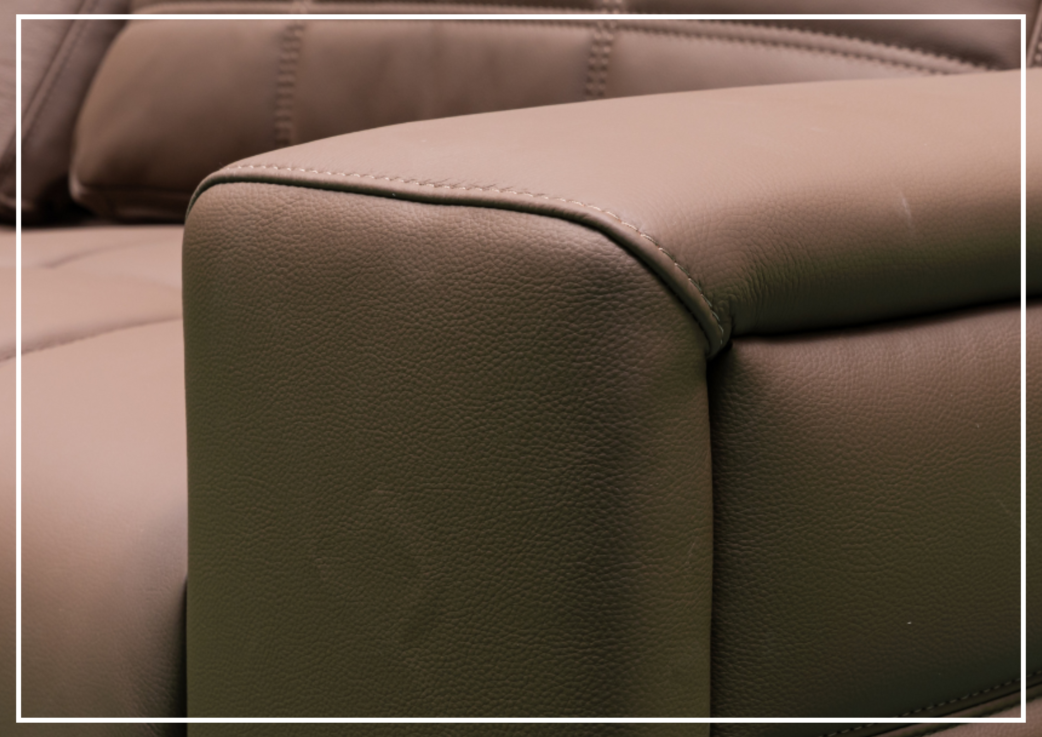 Klaussner Orlano 3-Seater Brown Leather Power Reclining Sofa - Comfortable Electric Recliner for Living Room, Home Theater & Family Room Relaxation