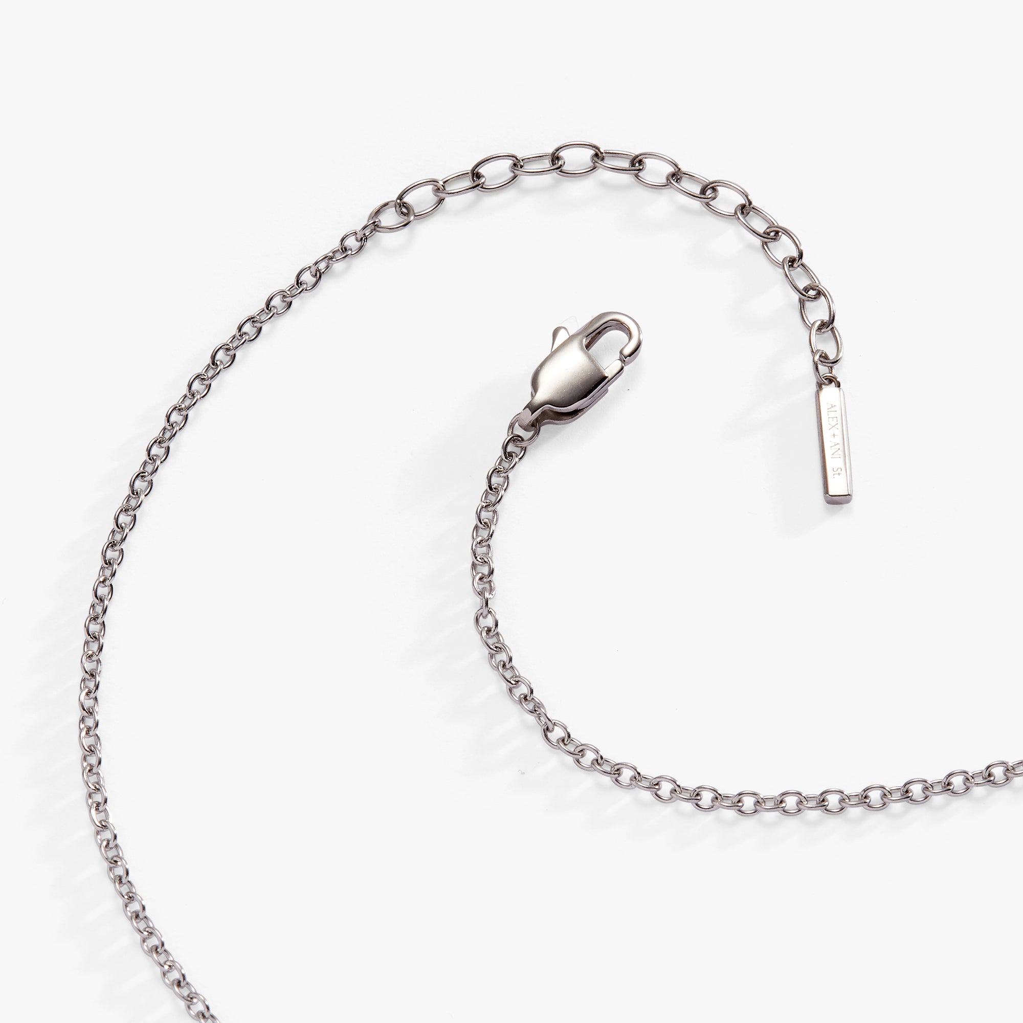 Stylish Airplane Inline Necklace - Dainty Silver Pendant Jewelry for Women - Perfect for Travel Lovers & Aviation Enthusiasts - Great Gift for Flight Attendants, Pilots and Frequent Flyers