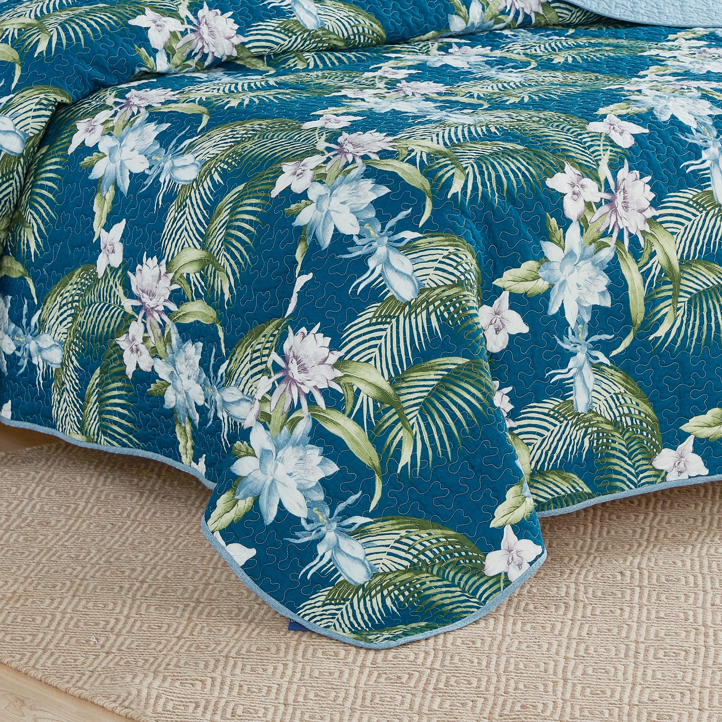 Tommy Bahama King Size Reversible Cotton Quilt Set with Matching Shams - Breathable All Seasons Bedding in Southern Breeze Dark Blue | Perfect for Master Bedroom, Guest Room & Coastal Home Decor